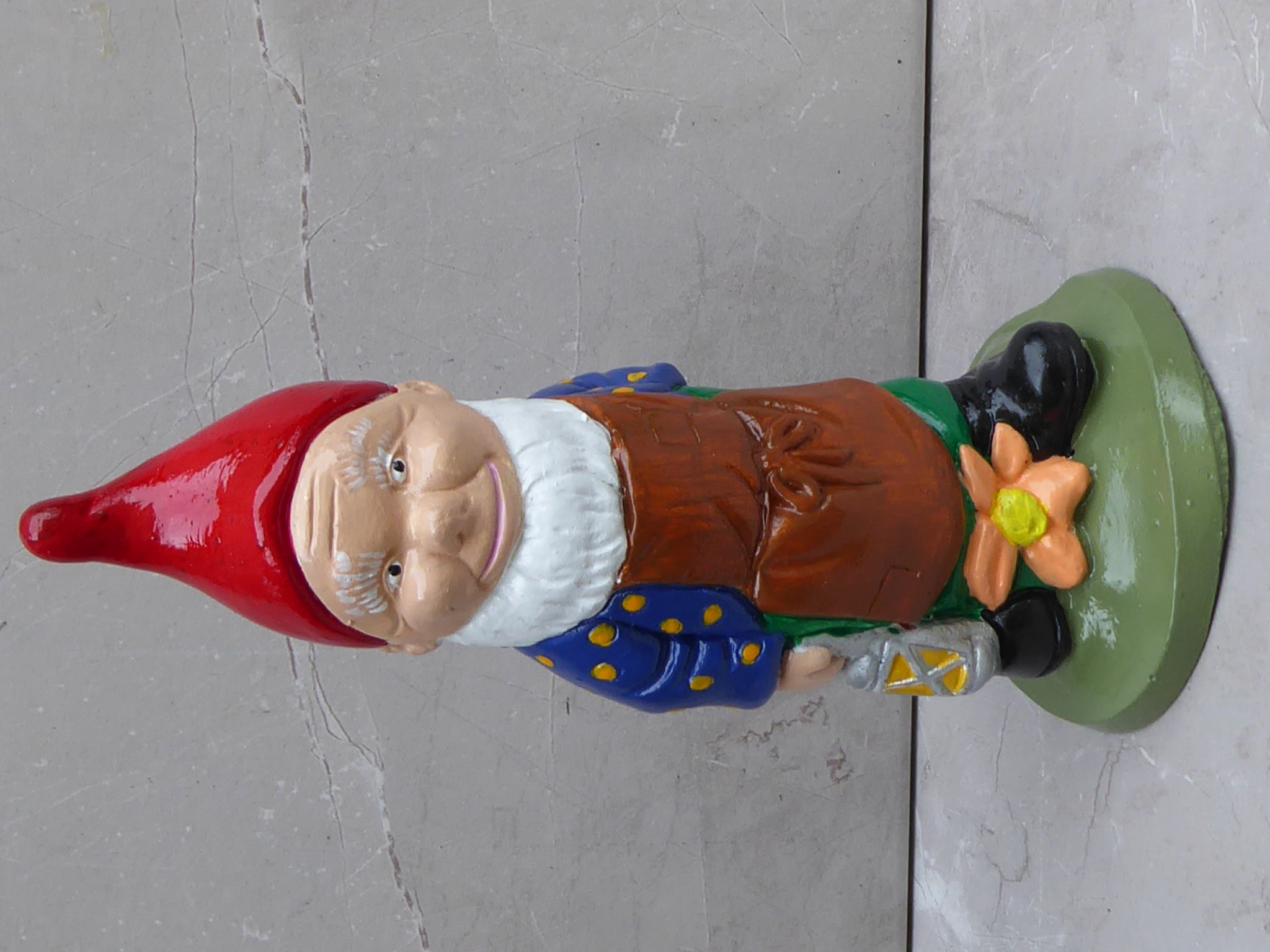 Handcrafted Garden Gnome with lantern 19cm tall Cast Stone (concrete) Dwarf