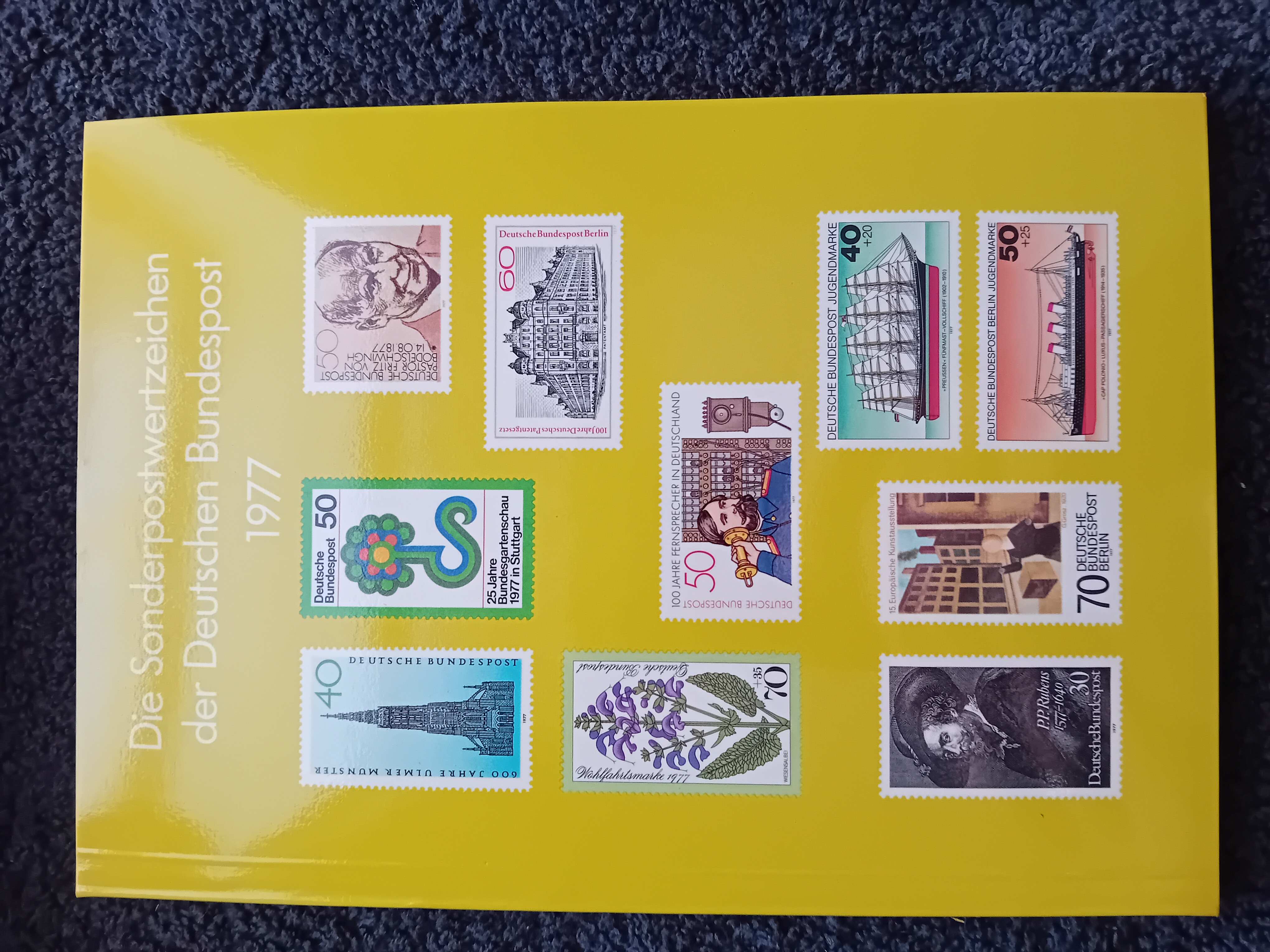 Germany 1977 Federal Republic Yearbook 71 pages Complete MNH stamps