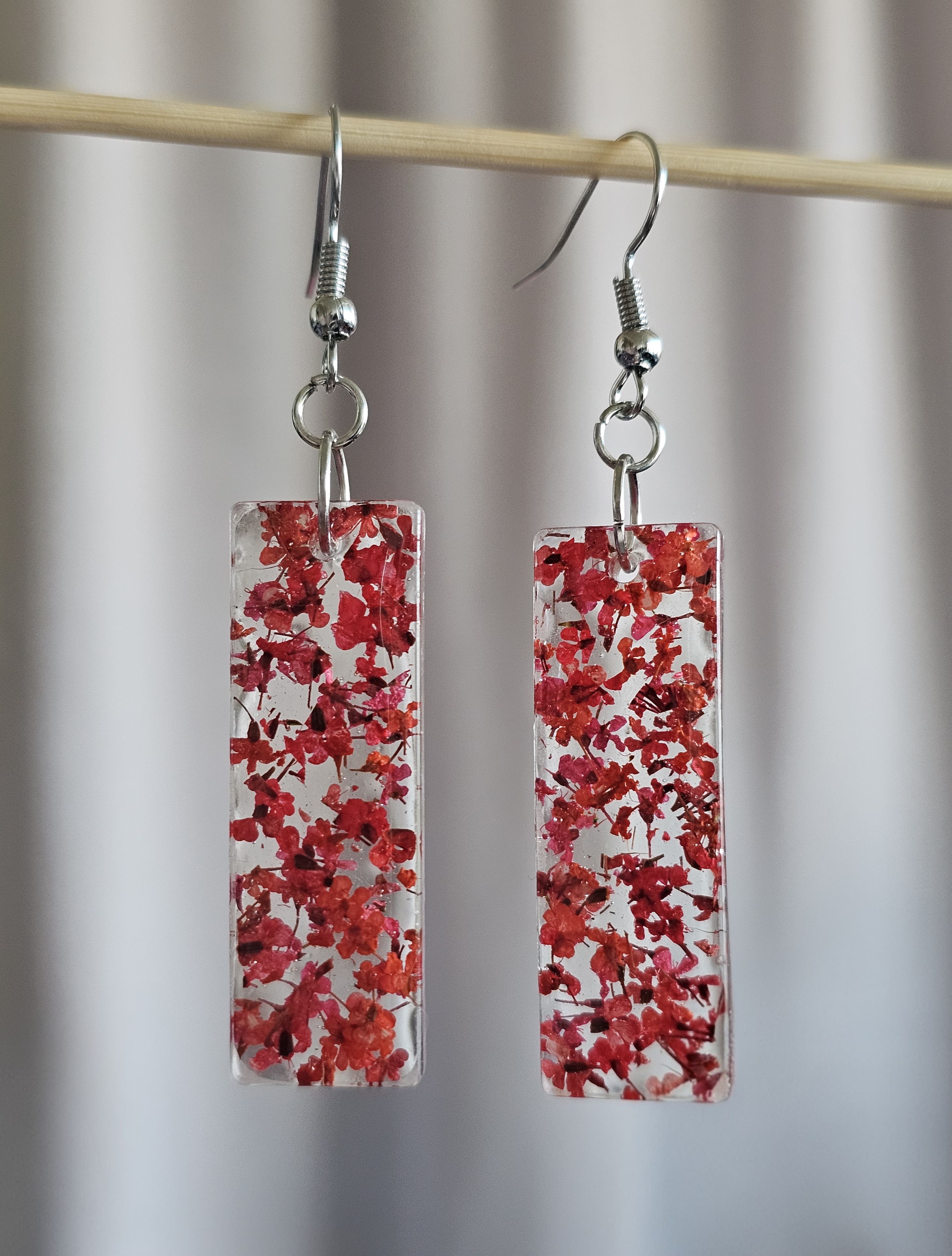 Elegant 7cm Rectangular Resin Earrings with Dried Flowers - Handmade Jewellery