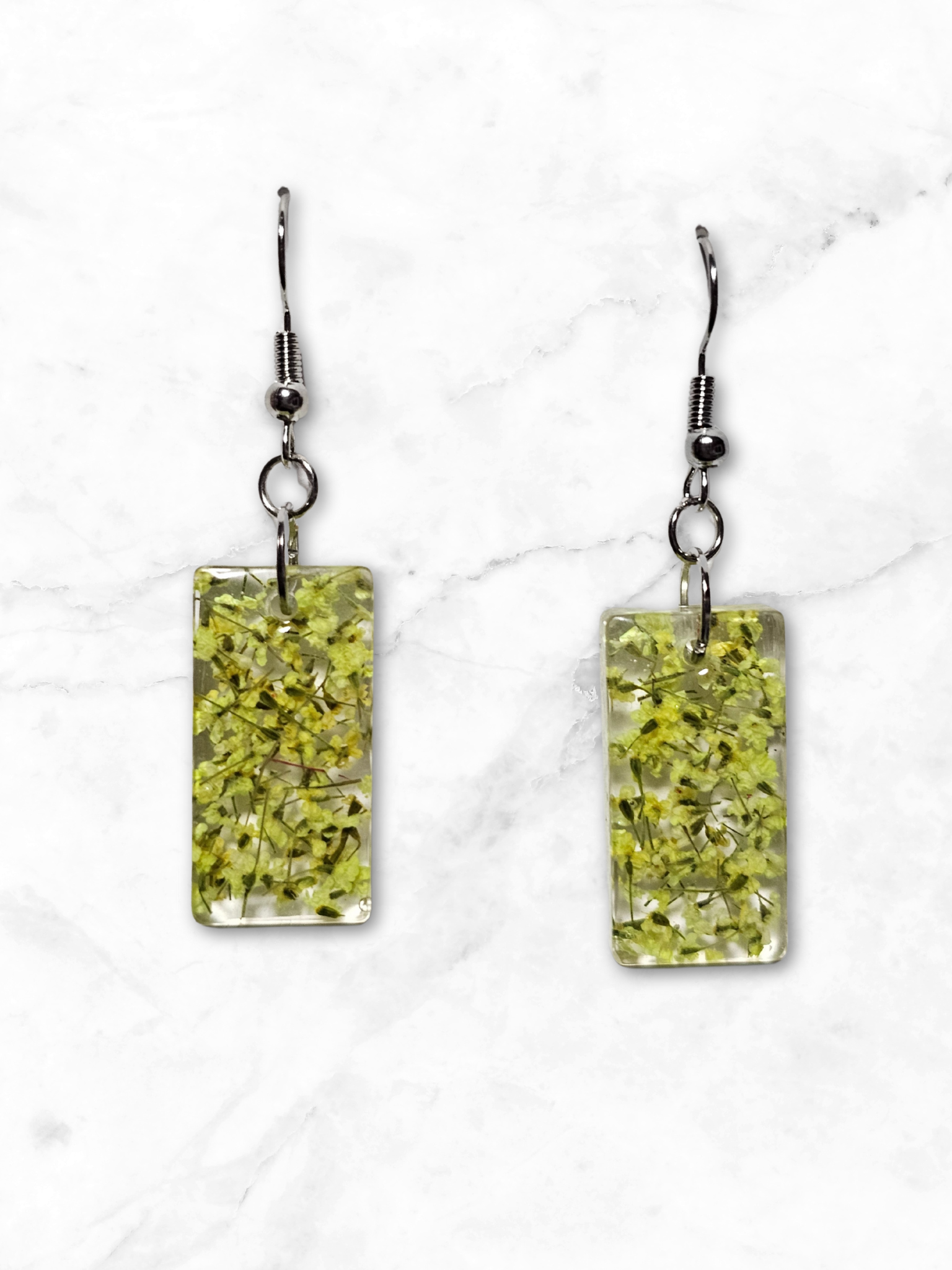 Elegant 5cm Rectangular Resin Earrings with Dried Flowers - Handmade Jewellery