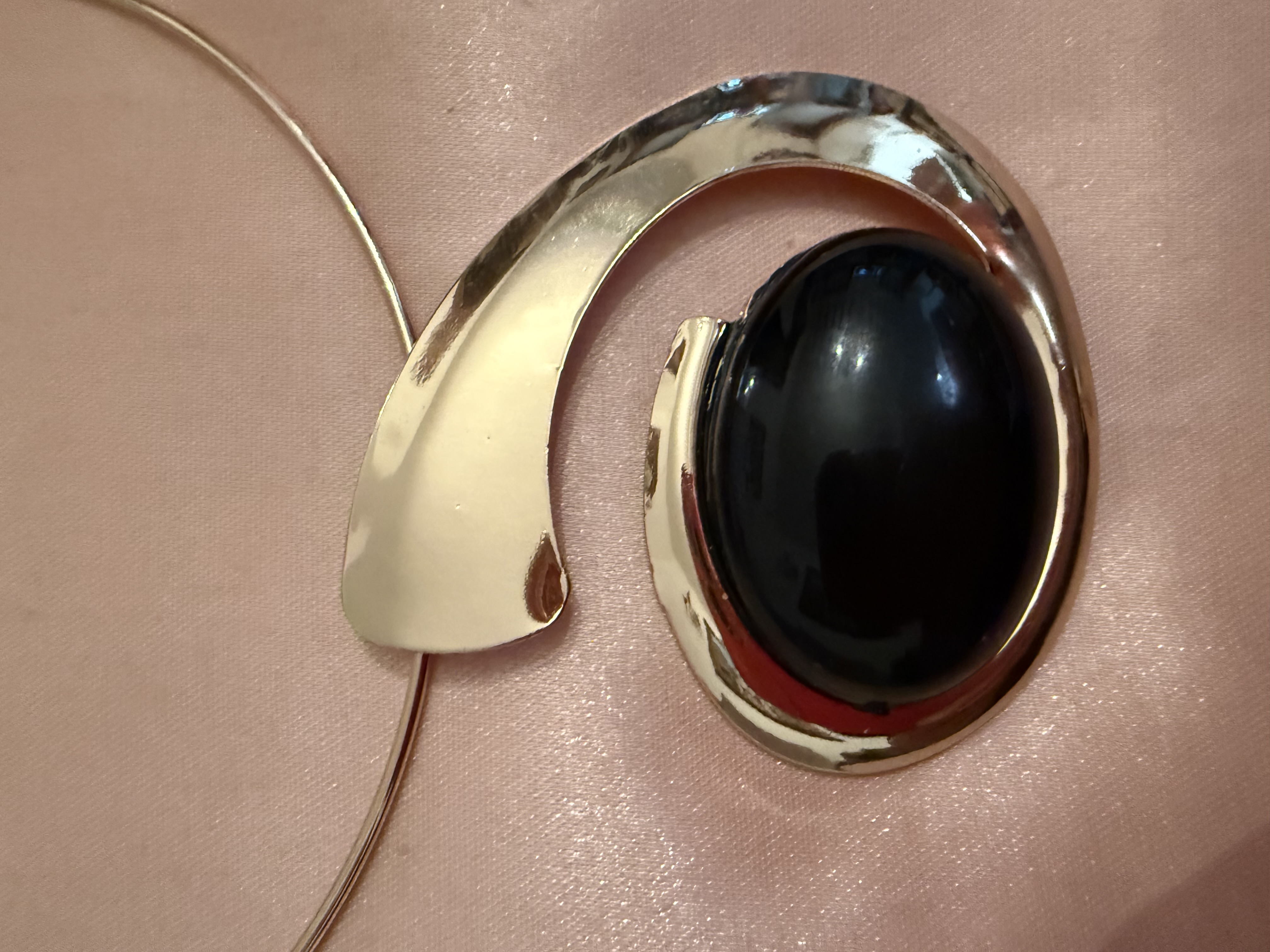 Black Pendant Necklace