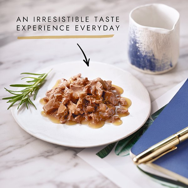 GOURMET Perle Mini Fillets in Gravy Chicken Wet Cat Food 85g