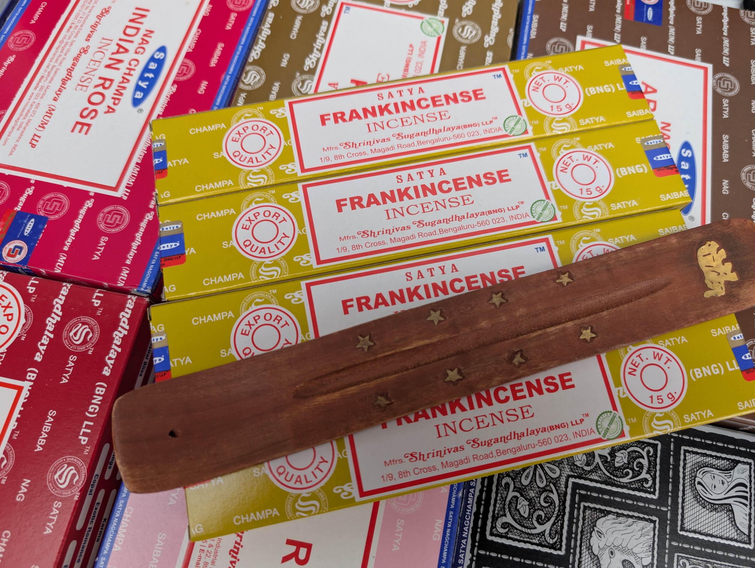 4 Packs of Satya 15g Frankincense Incense plus 1 holder