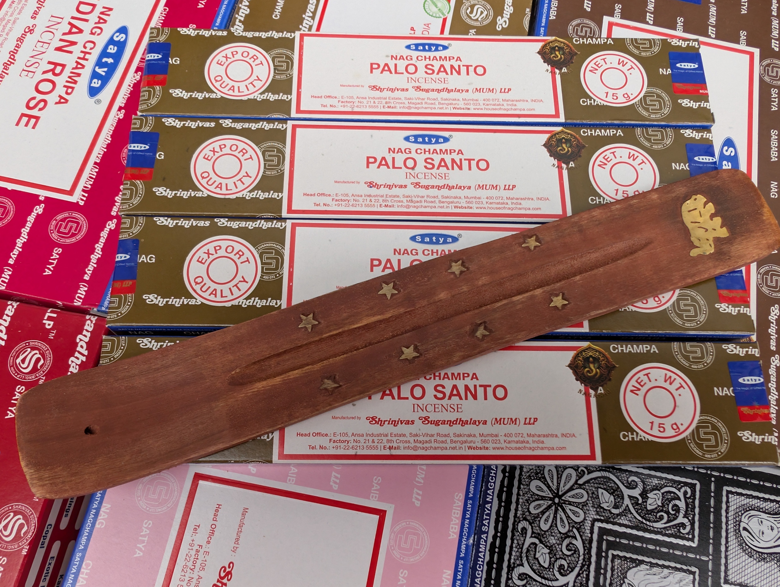 4 Packs of Satya 15g Palo Santo Incense plus 1 holder