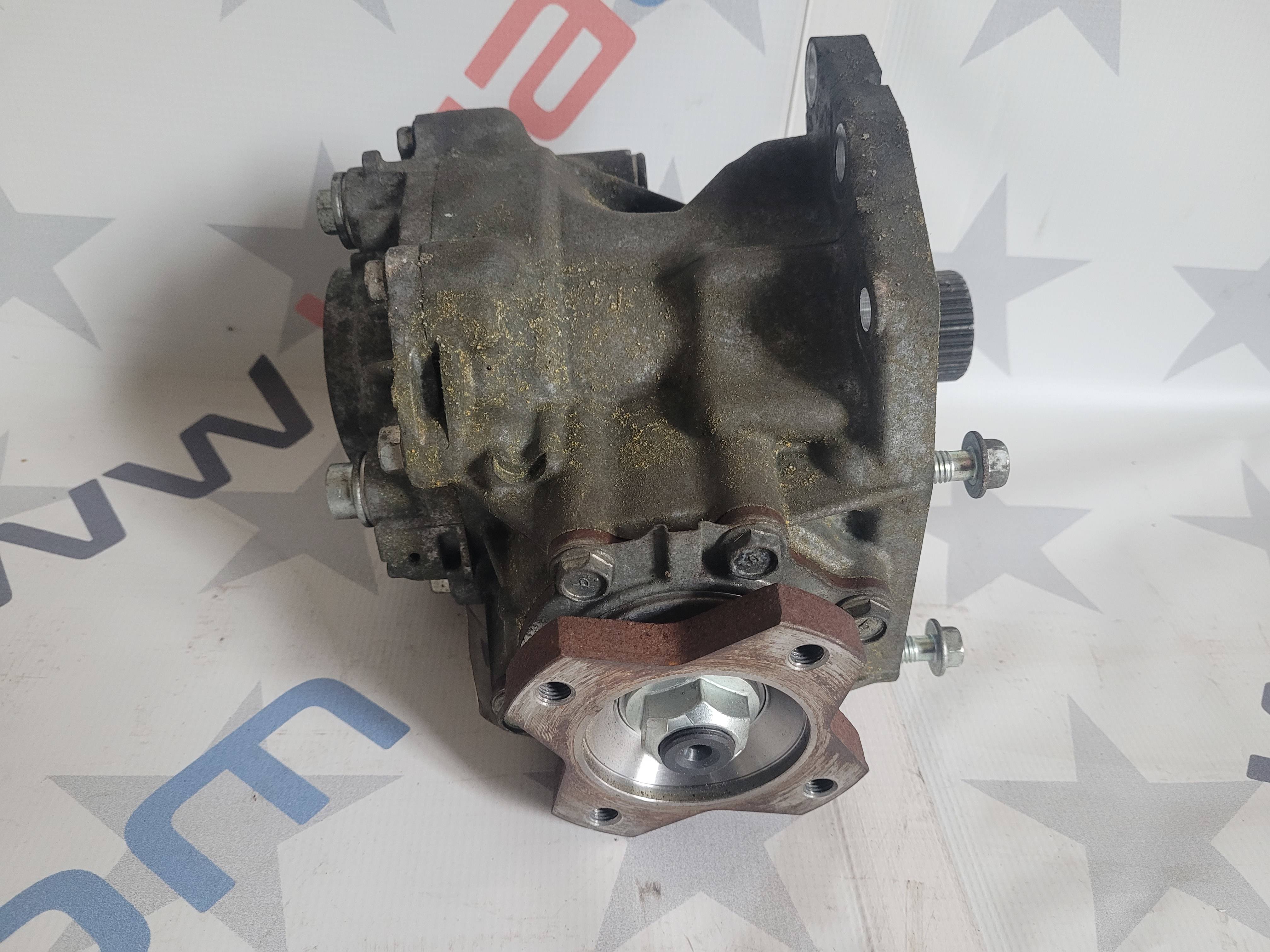 Automatinės pavarų dėžės reduktorius, razdatkė, Transfer Case, NISSAN