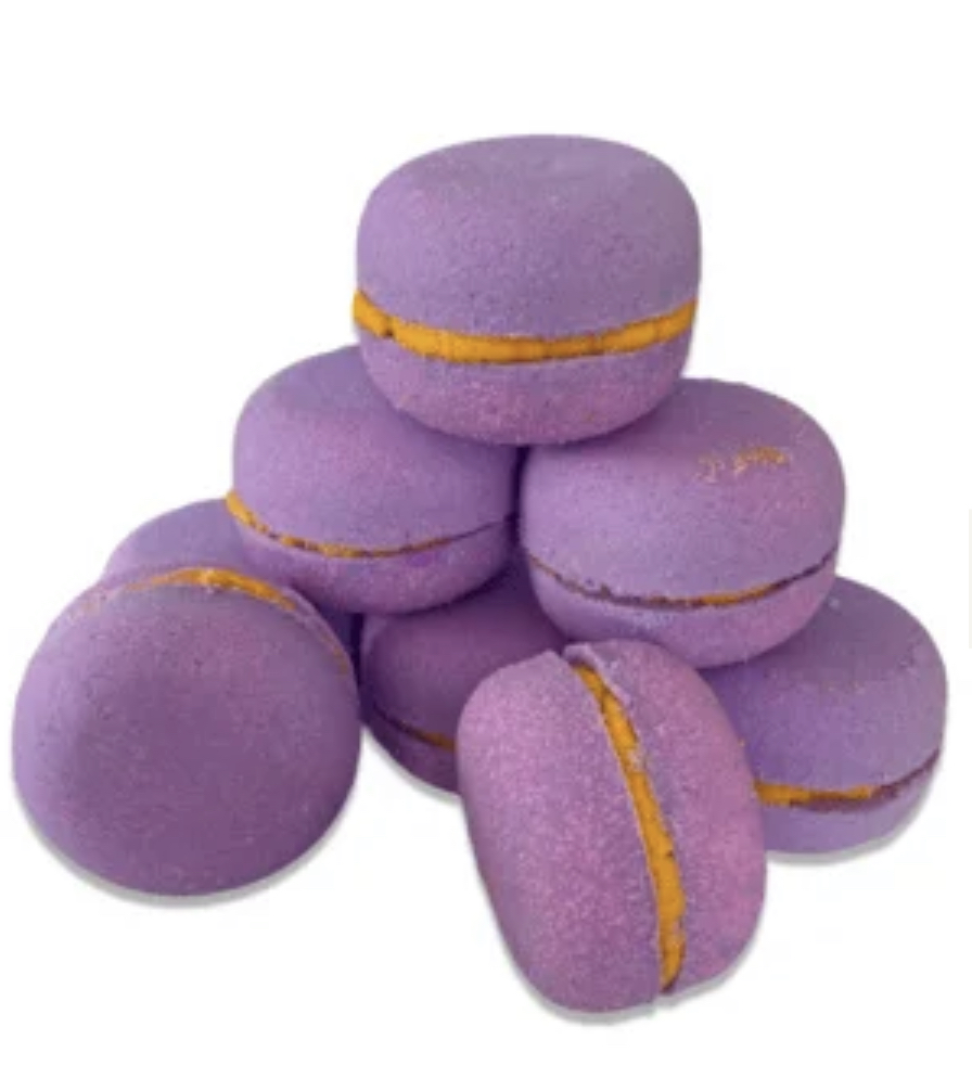 Passion fruit macaroon bath bomb