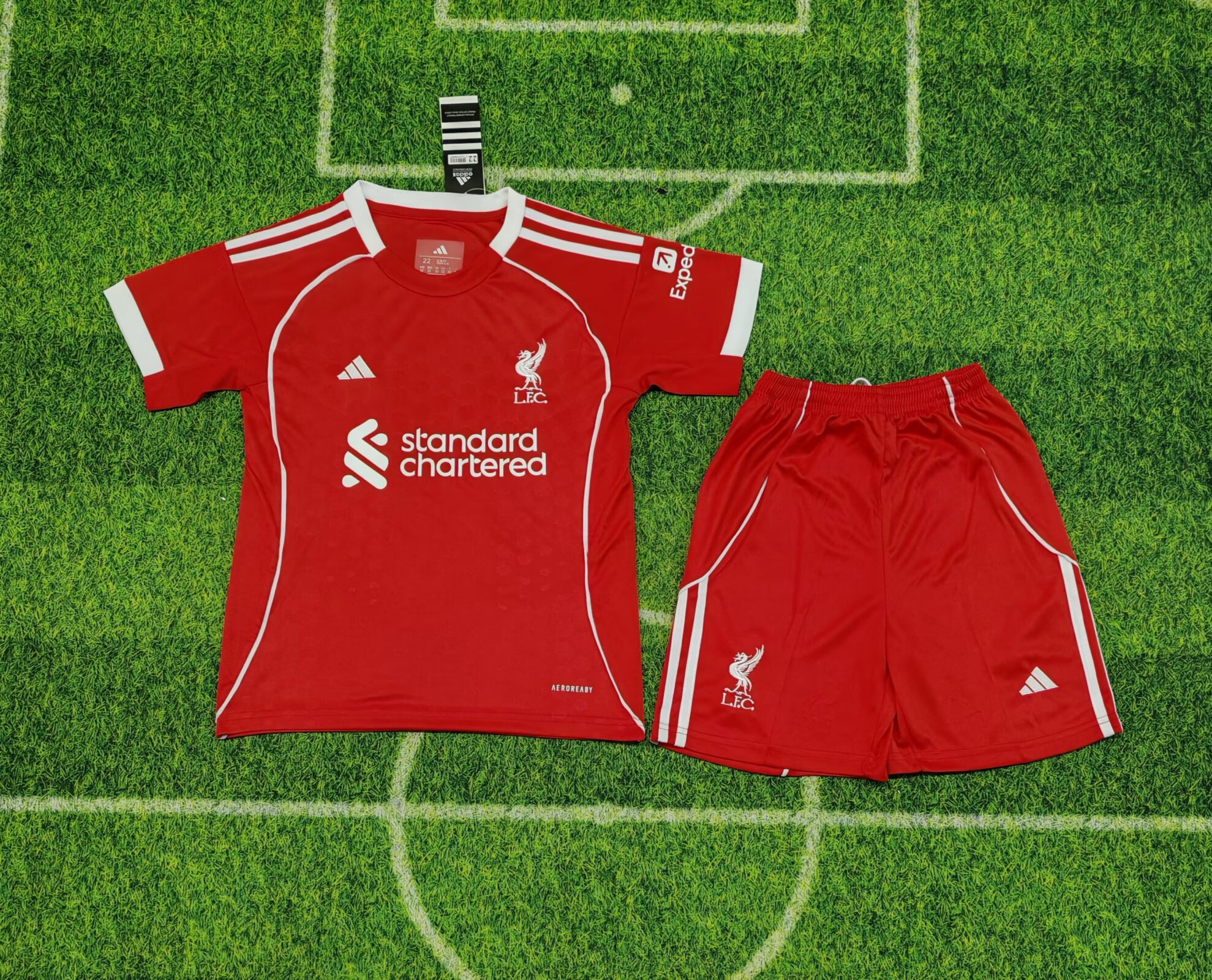 2025/26 Liverpool home kids