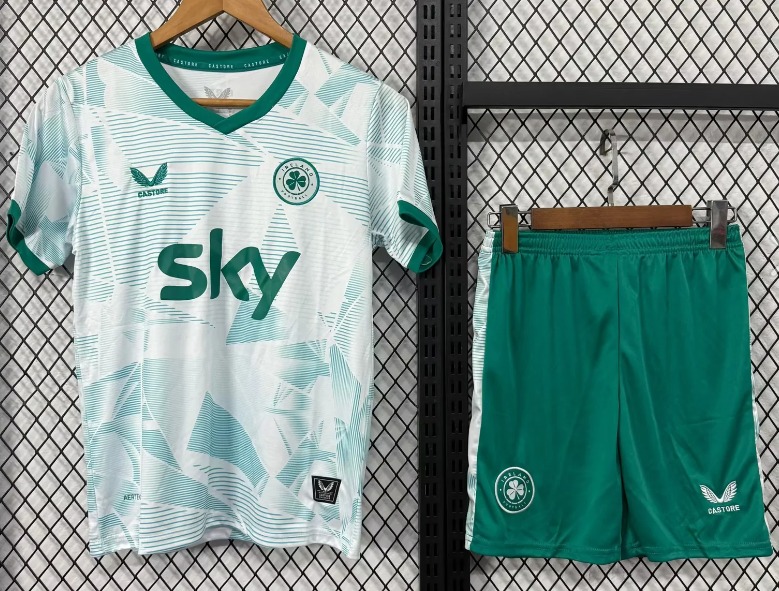2025/26 Ireland away kids