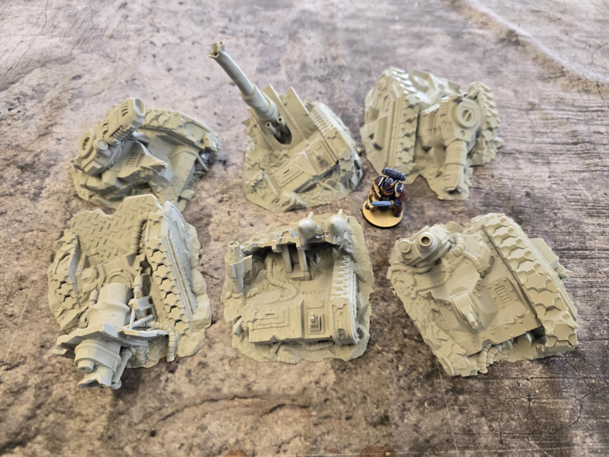 Destroyed Tanks - Sci-fi 25-32mm