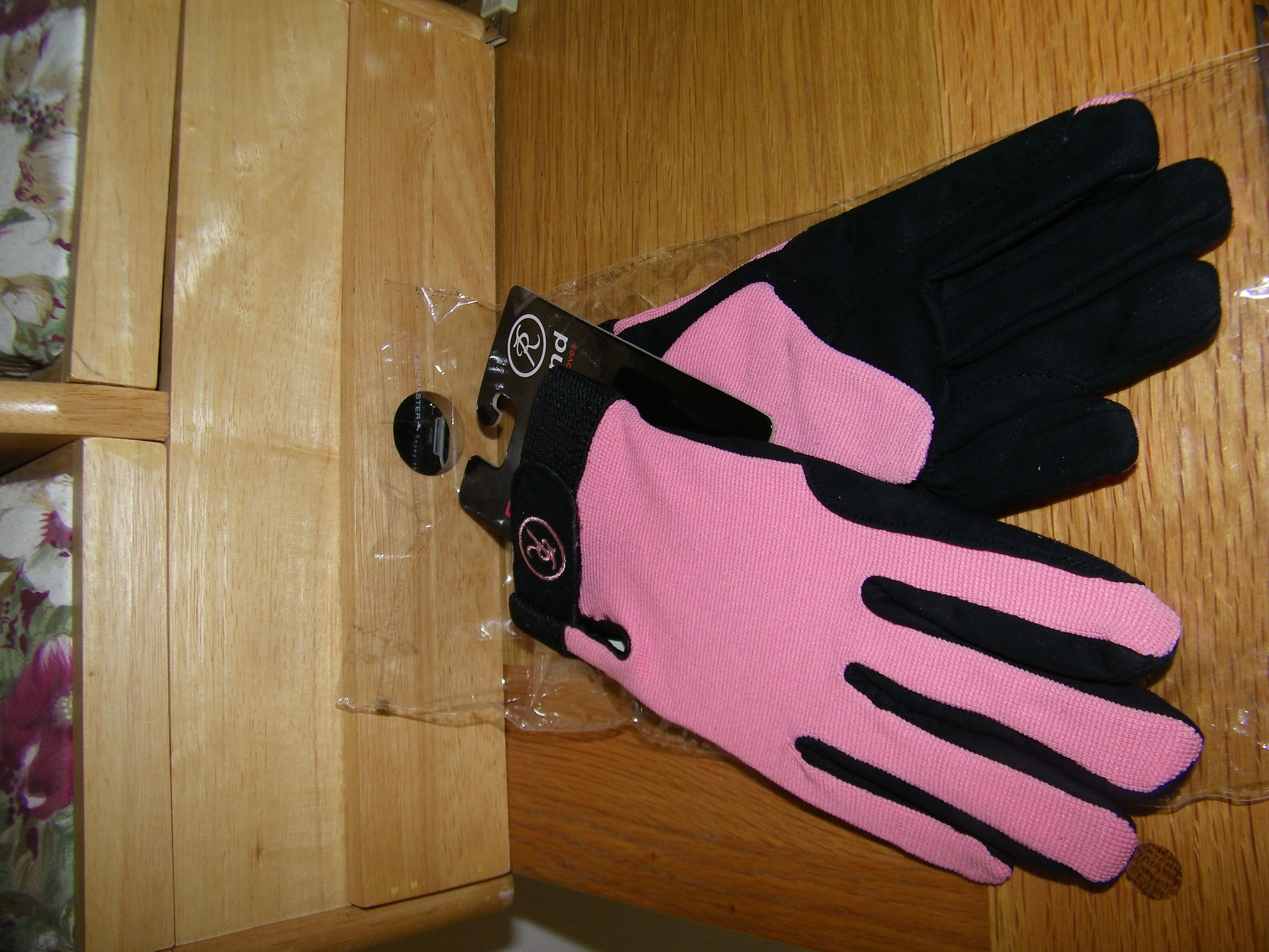 Riders Trend child's riding gloves