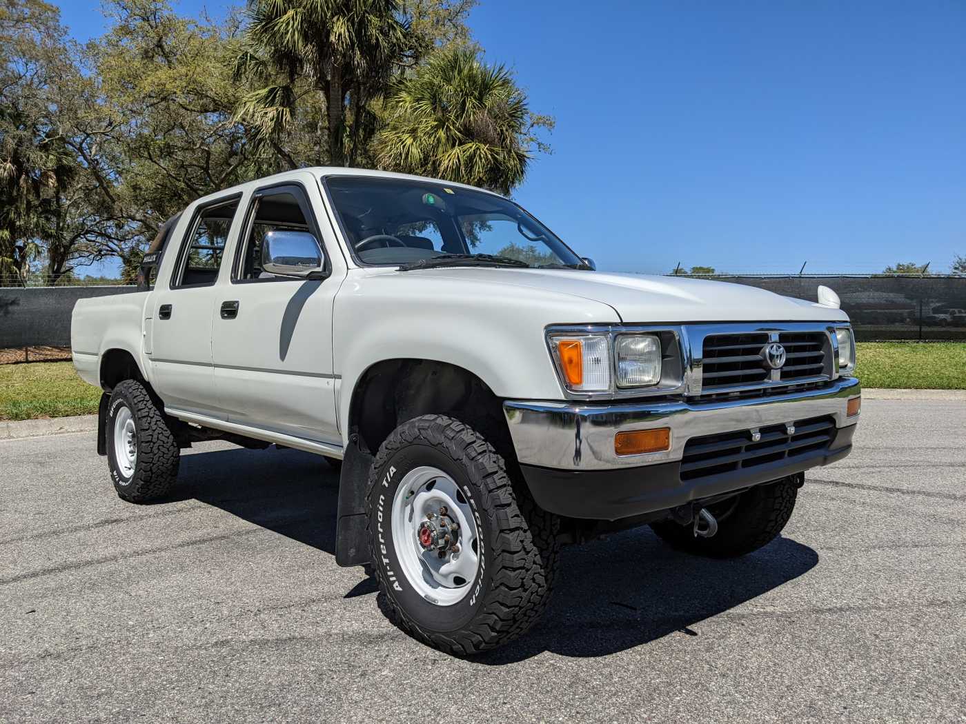 TOYOTA HILUX (1988-1997) SERVICE REPAIR WORKSHOP MANUAL