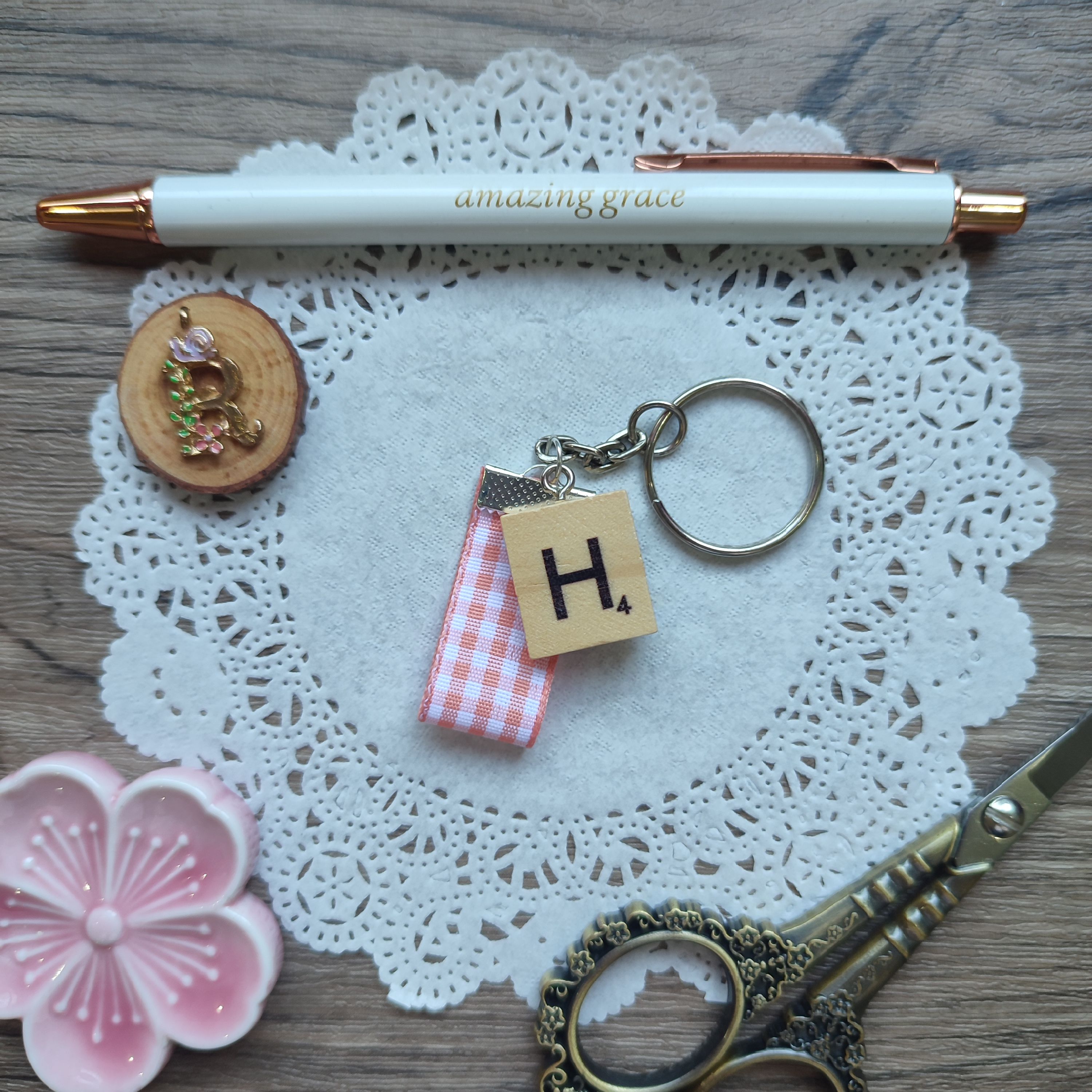Monogram Scrabble Tile and Peach Plaid Ribbon Keychain (Letter H)