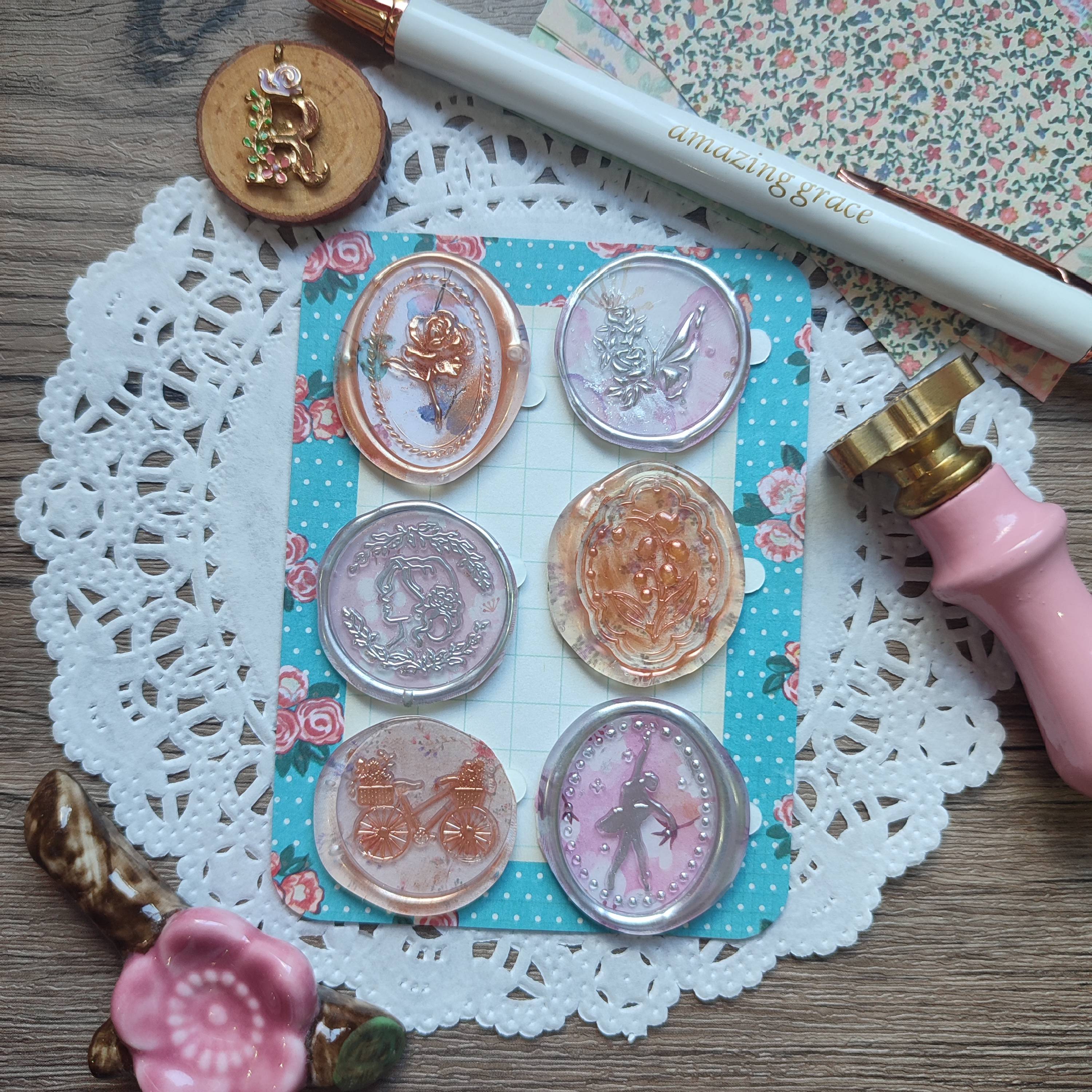 Pre-made Wax Seals in Pattern Paper Set 9