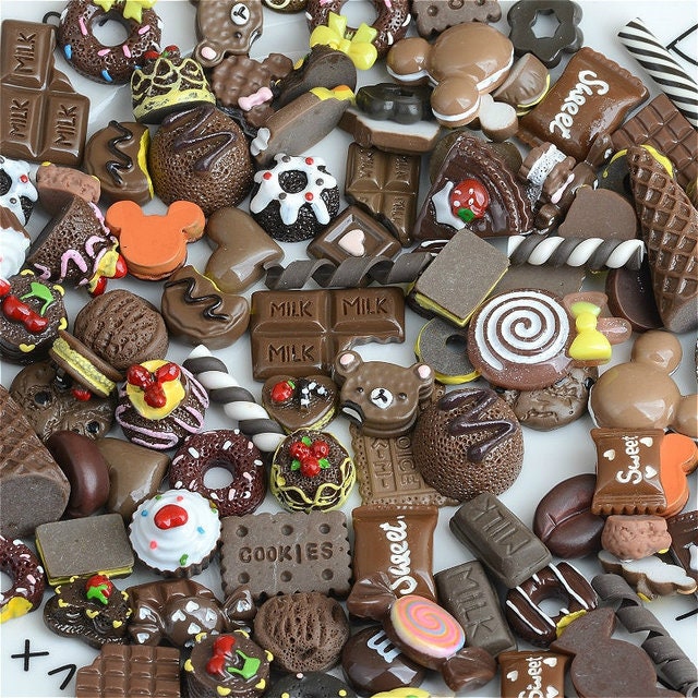 Chocoholic FAKE Chocolate Candy Resin Flatback Cabochons Sweets Dolls House Food