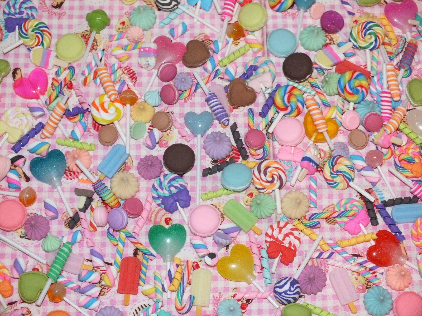 Candy Time Lollipops Flumps Macaroon Cakes Mixed Candy Resin & Clay Sweets Fake Flatback Food Dolls