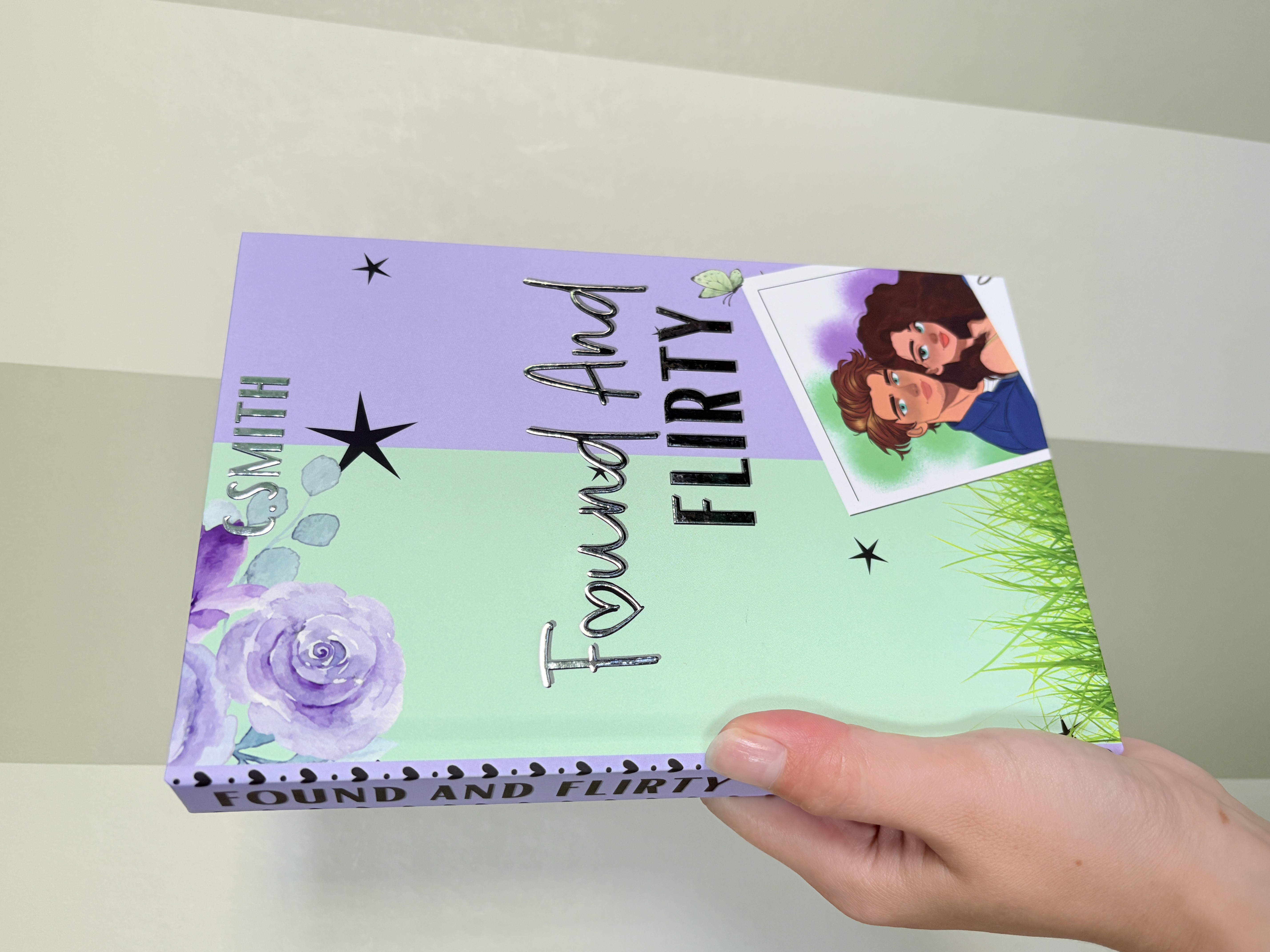 COLLECTION AT SIGNING Found And Flirty Special Edition