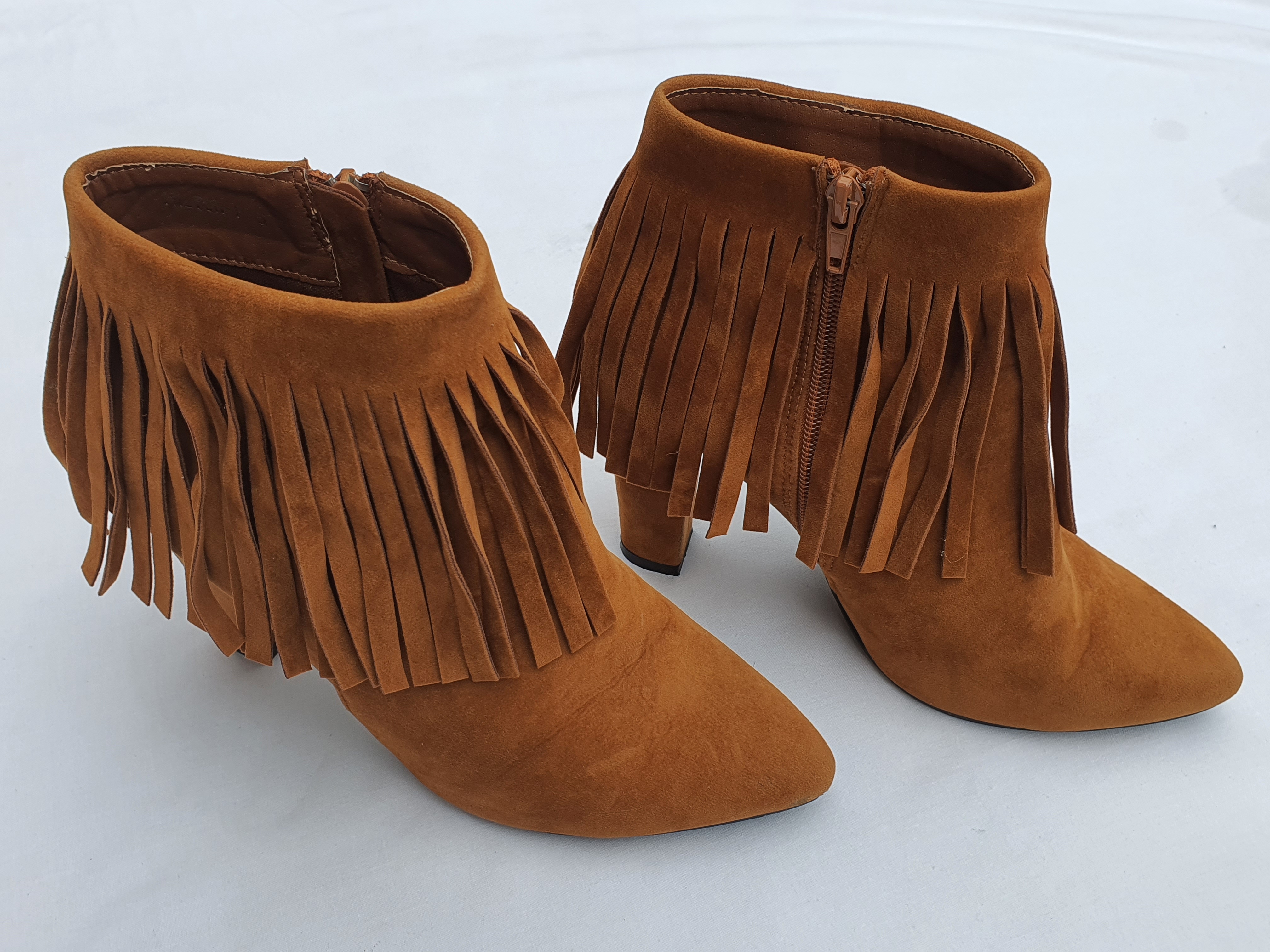 PUBLIC DESIRE Heeled Tassel Boots Size UK6