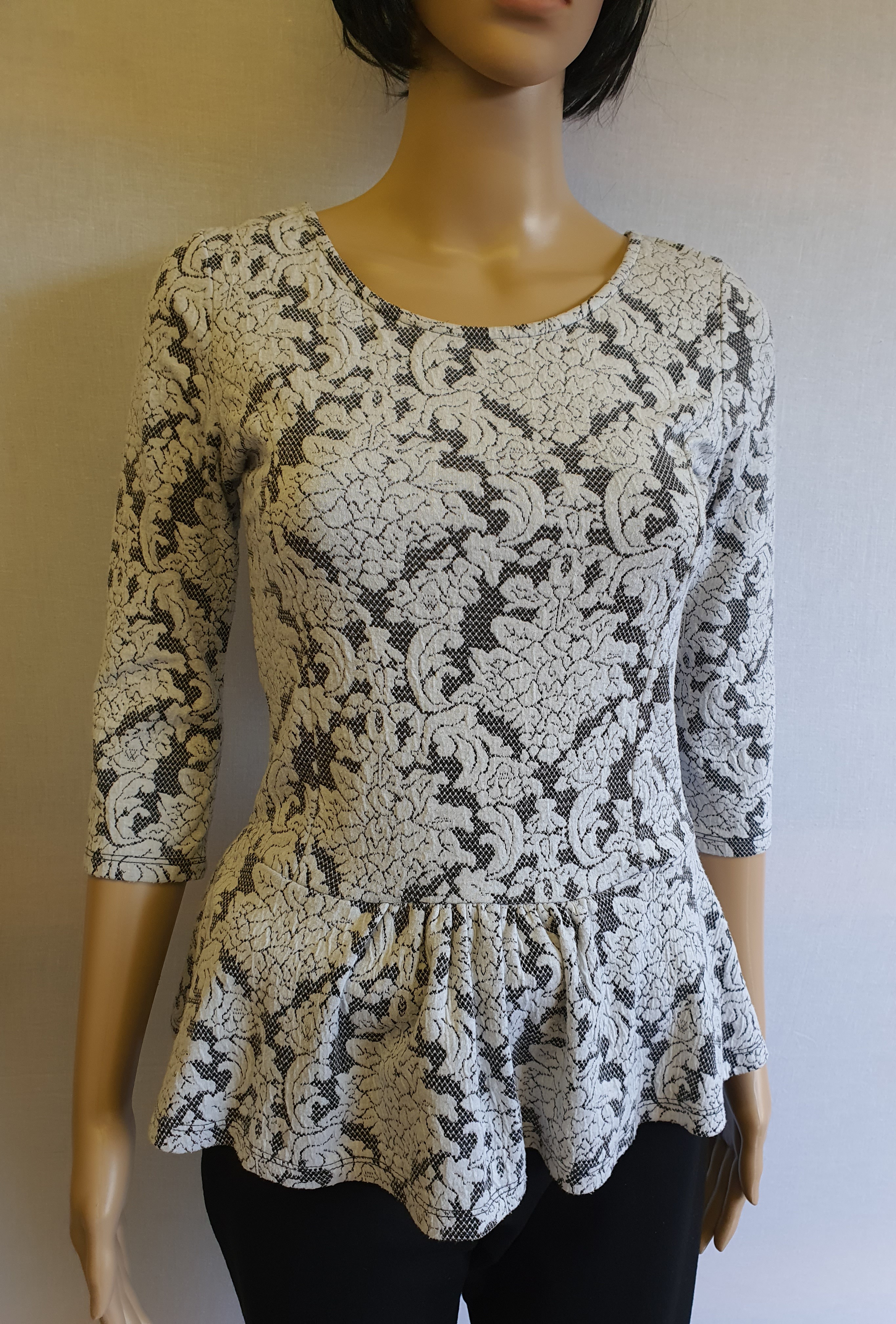 NEXT WITH LOVE Top Size UK 8