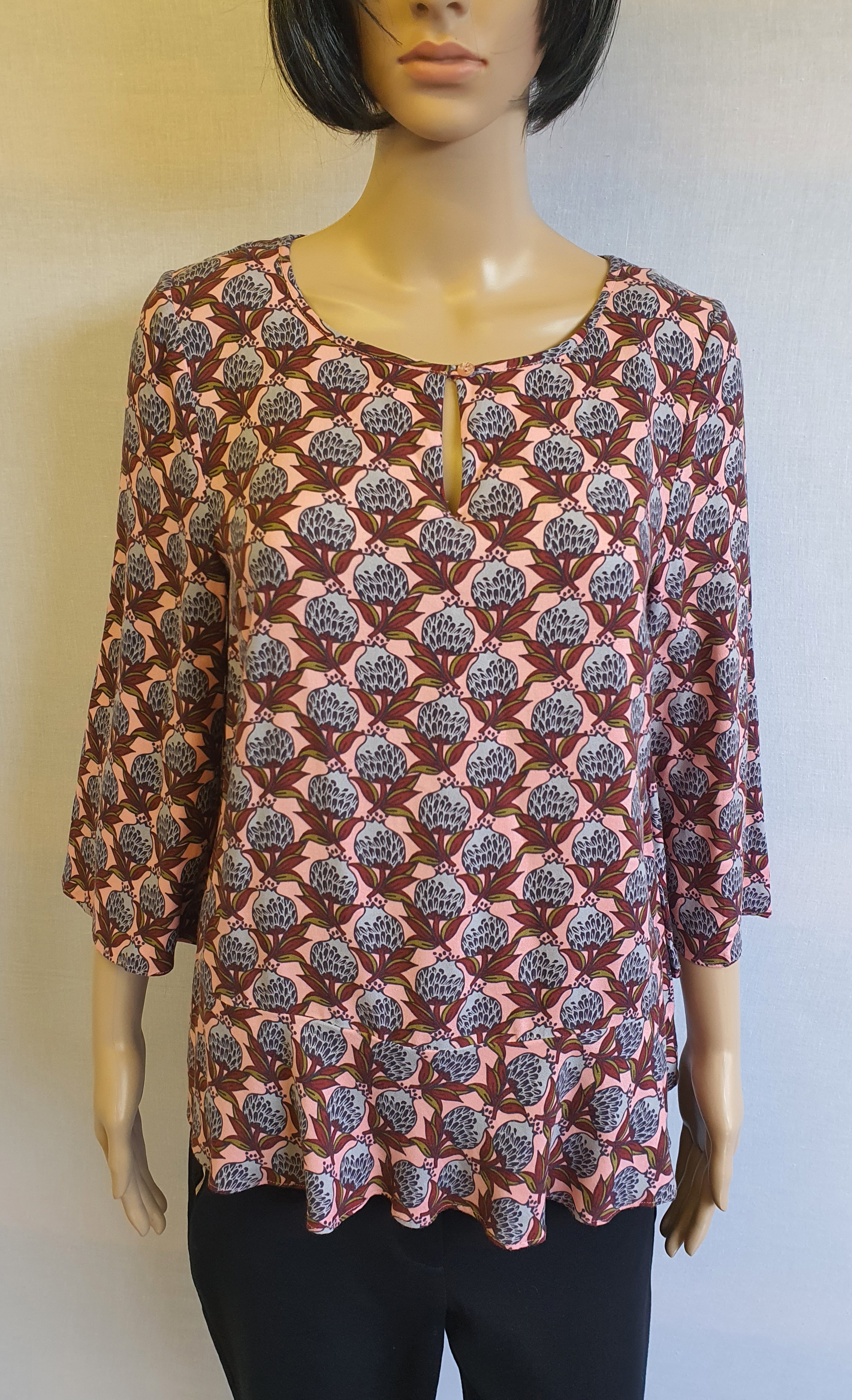 WHITE STUFF L/ Sleeve 100% Viscose Flower Top Size UK 8