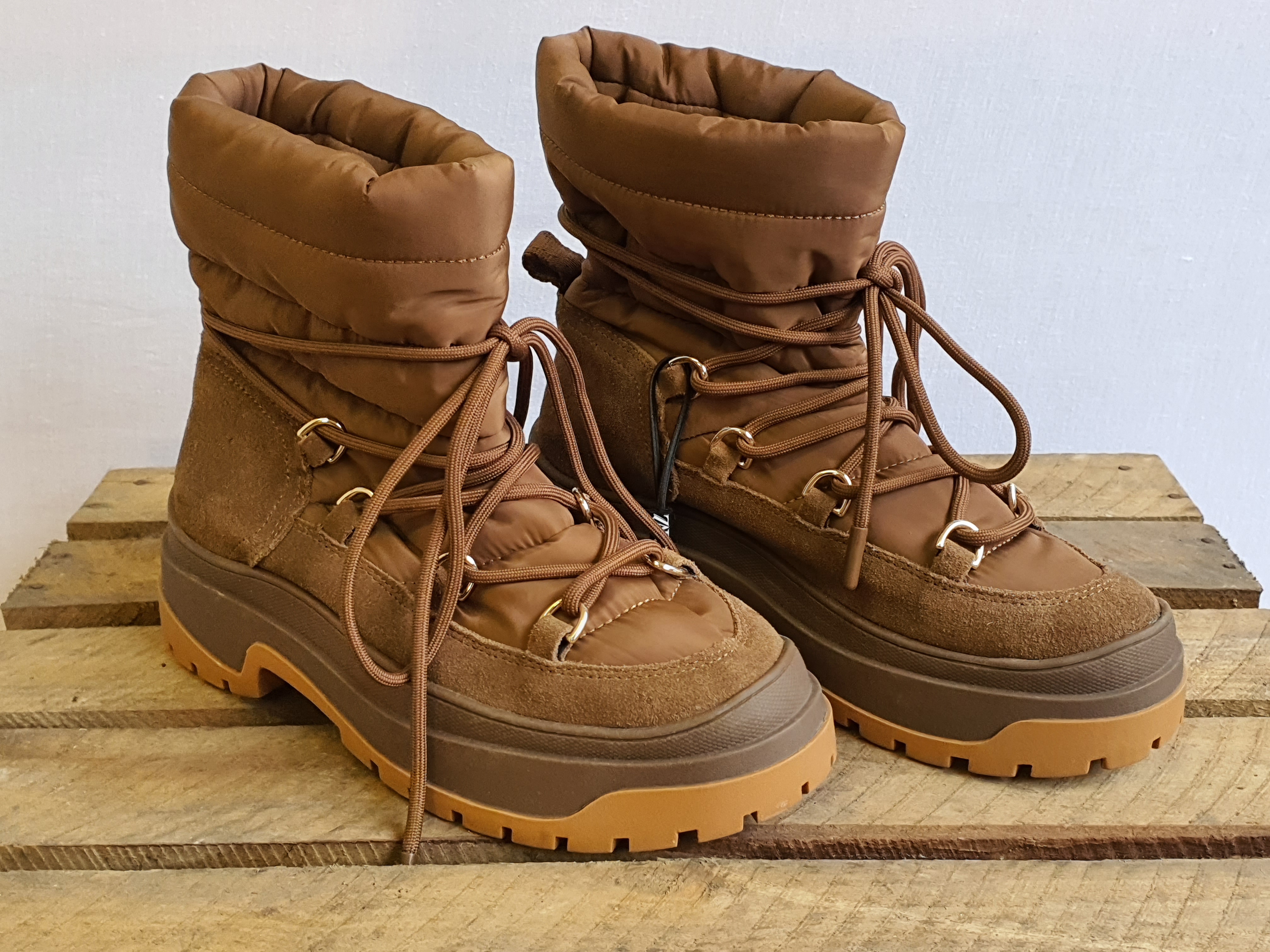 ZARA Padded Brown Puffer / Hiking Boots Size UK3 - NEW