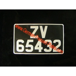large_vintage_square_pressed_plate.jpg large_vintage_square_pressed_plate.jpg