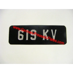 small_fron_number_plate.jpg
