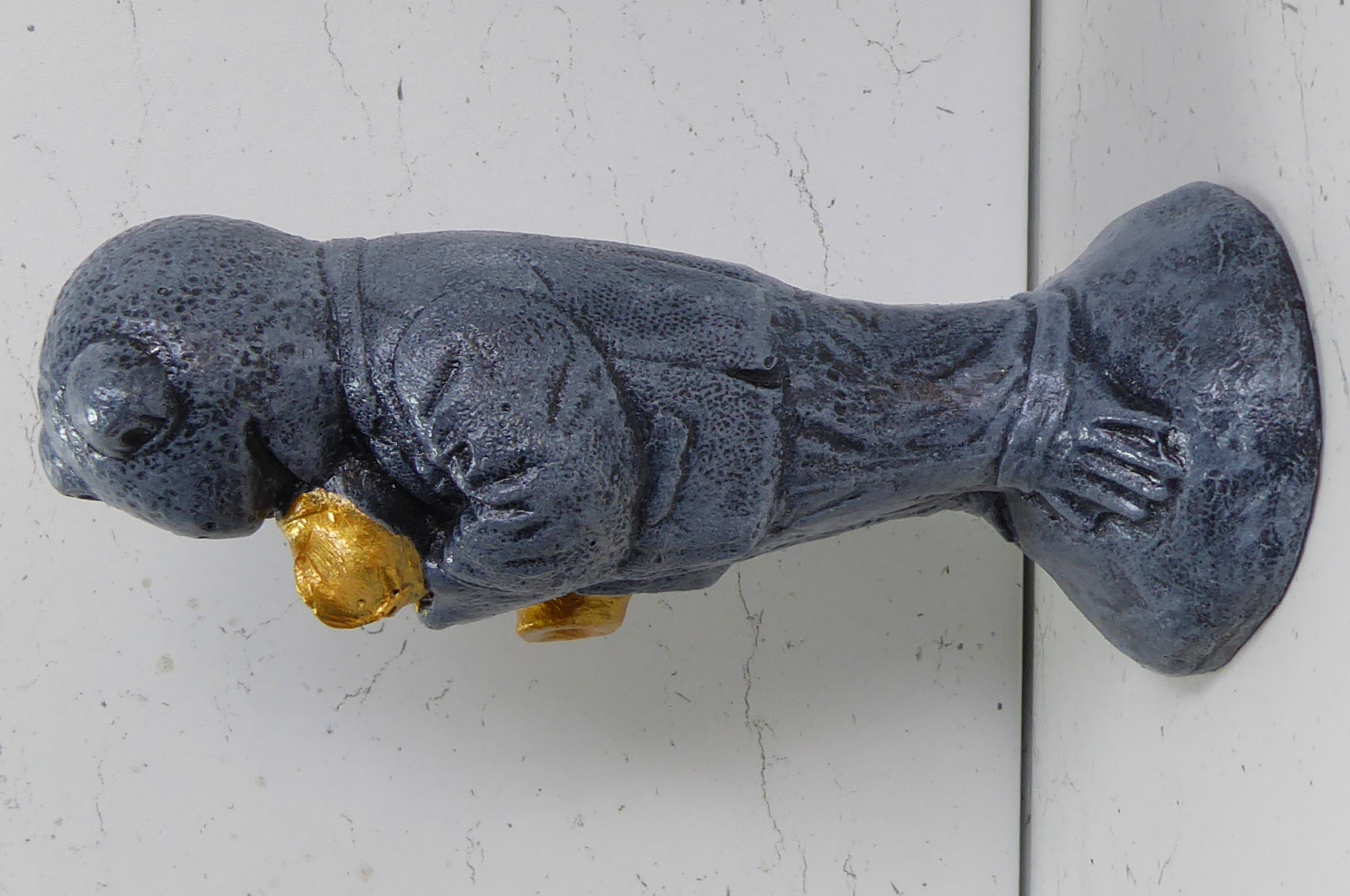 Frog Saxophone Player Aged Effect with Brass Coloured Sax Detail Cast Stone Garden Ornament