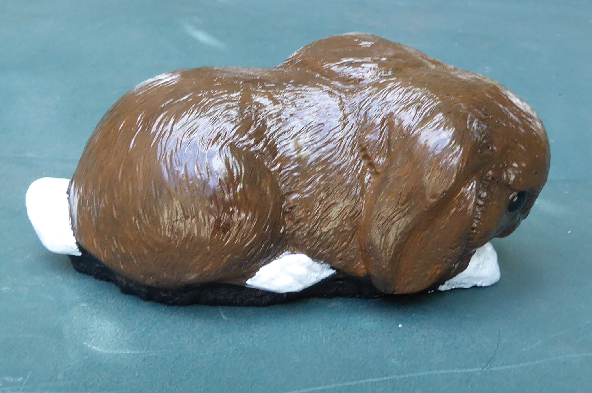 Cute Hand Crafted Cast Stone Baby Rabbit Garden Ornament 16cm long