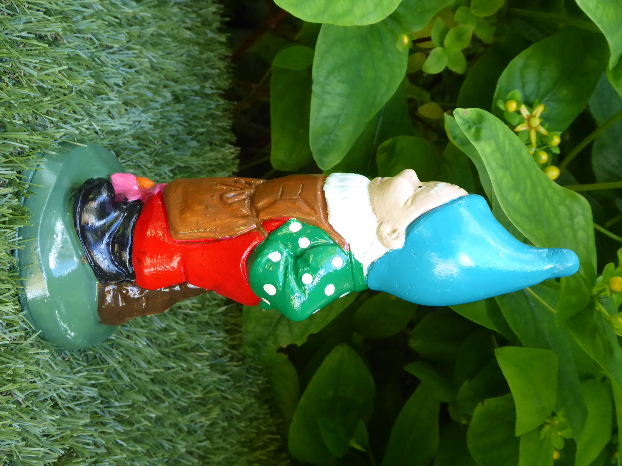 Handcrafted Garden Gnome with copper coloured lantern 20cm tall Cast Stone (concrete) Dwarf Garden O