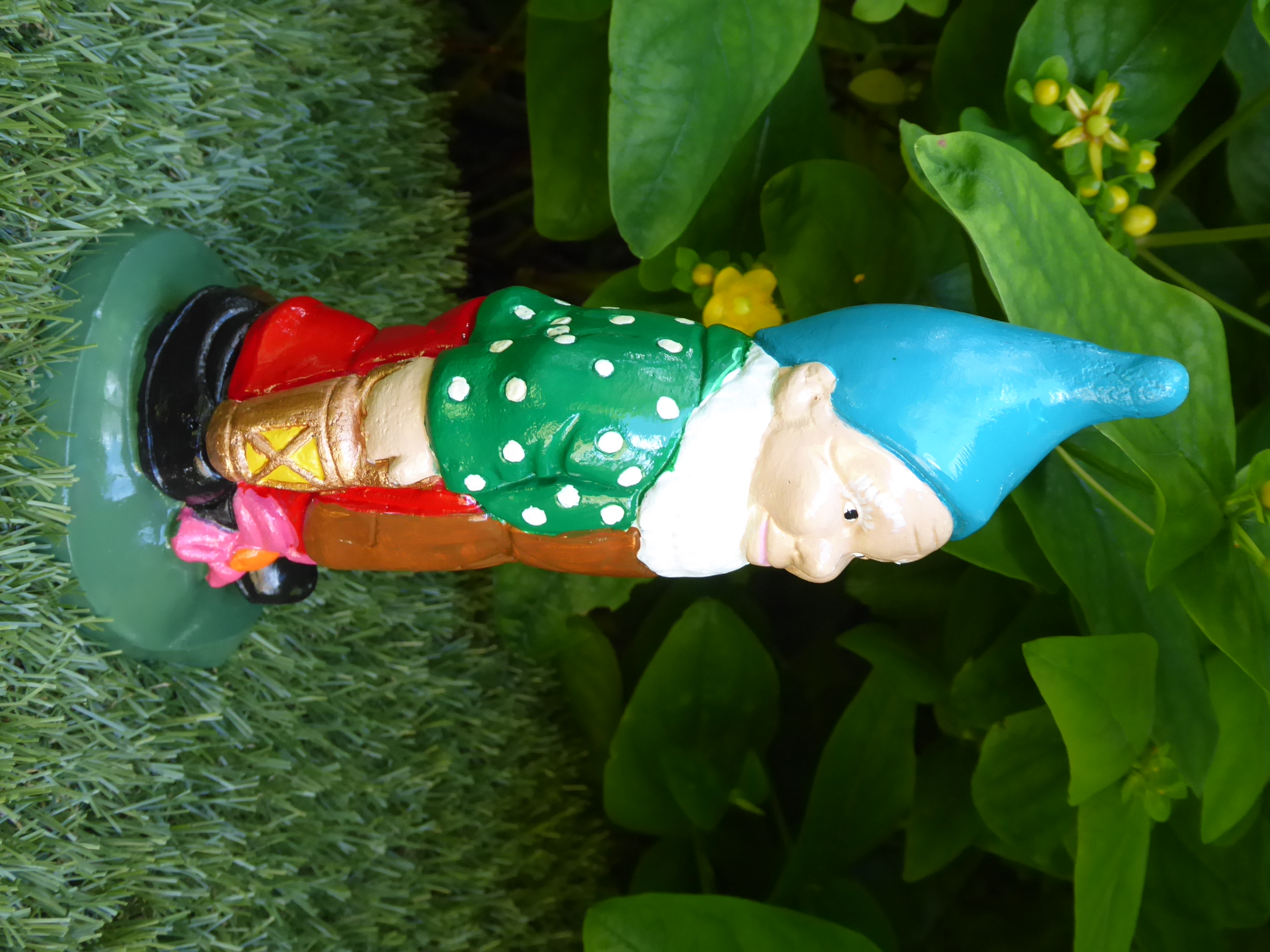 Handcrafted Garden Gnome with copper coloured lantern 20cm tall Cast Stone (concrete) Dwarf Garden O