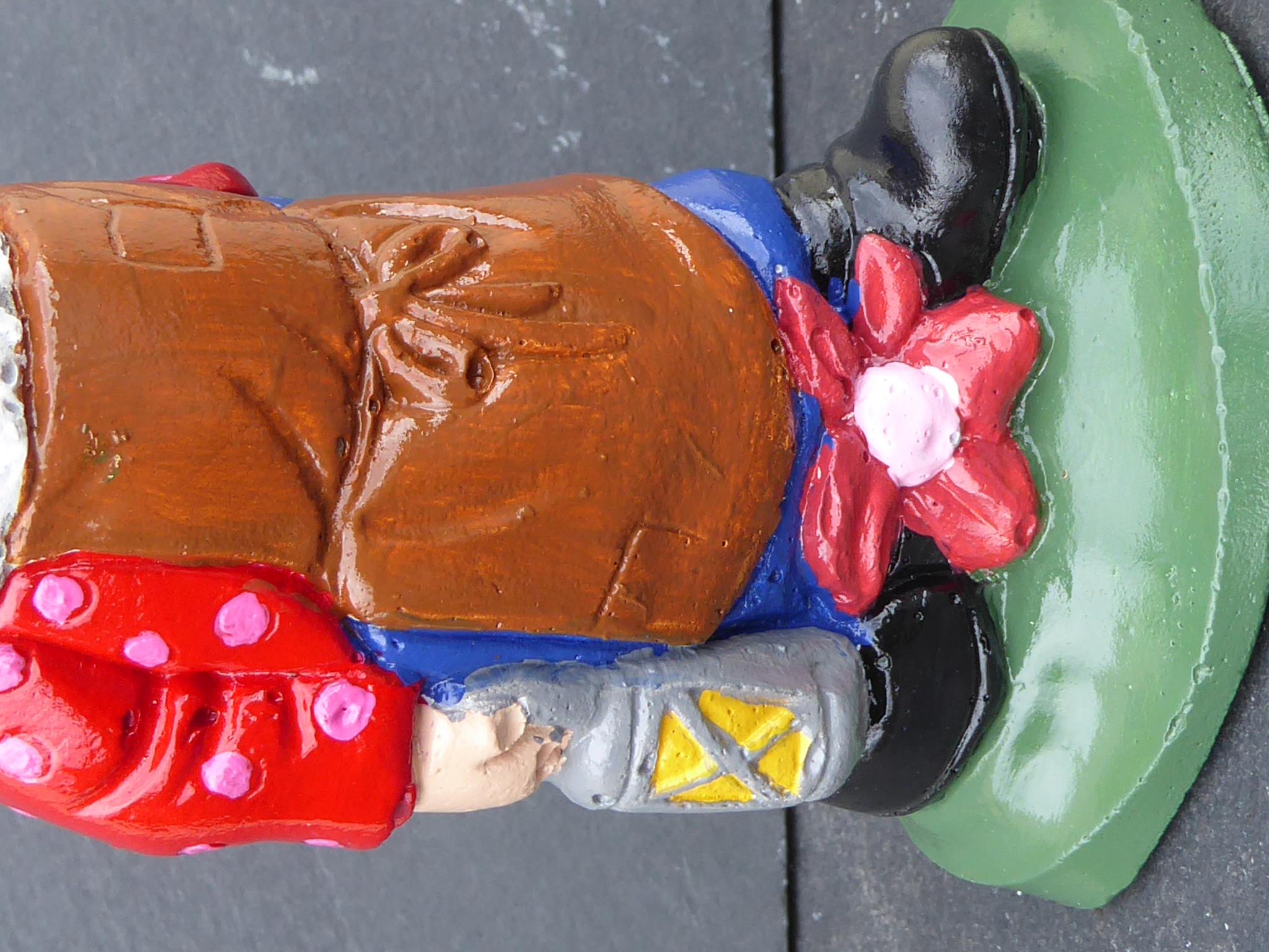 Handcrafted Garden Gnome with lantern 19cm tall Cast Stone (concrete) Dwarf