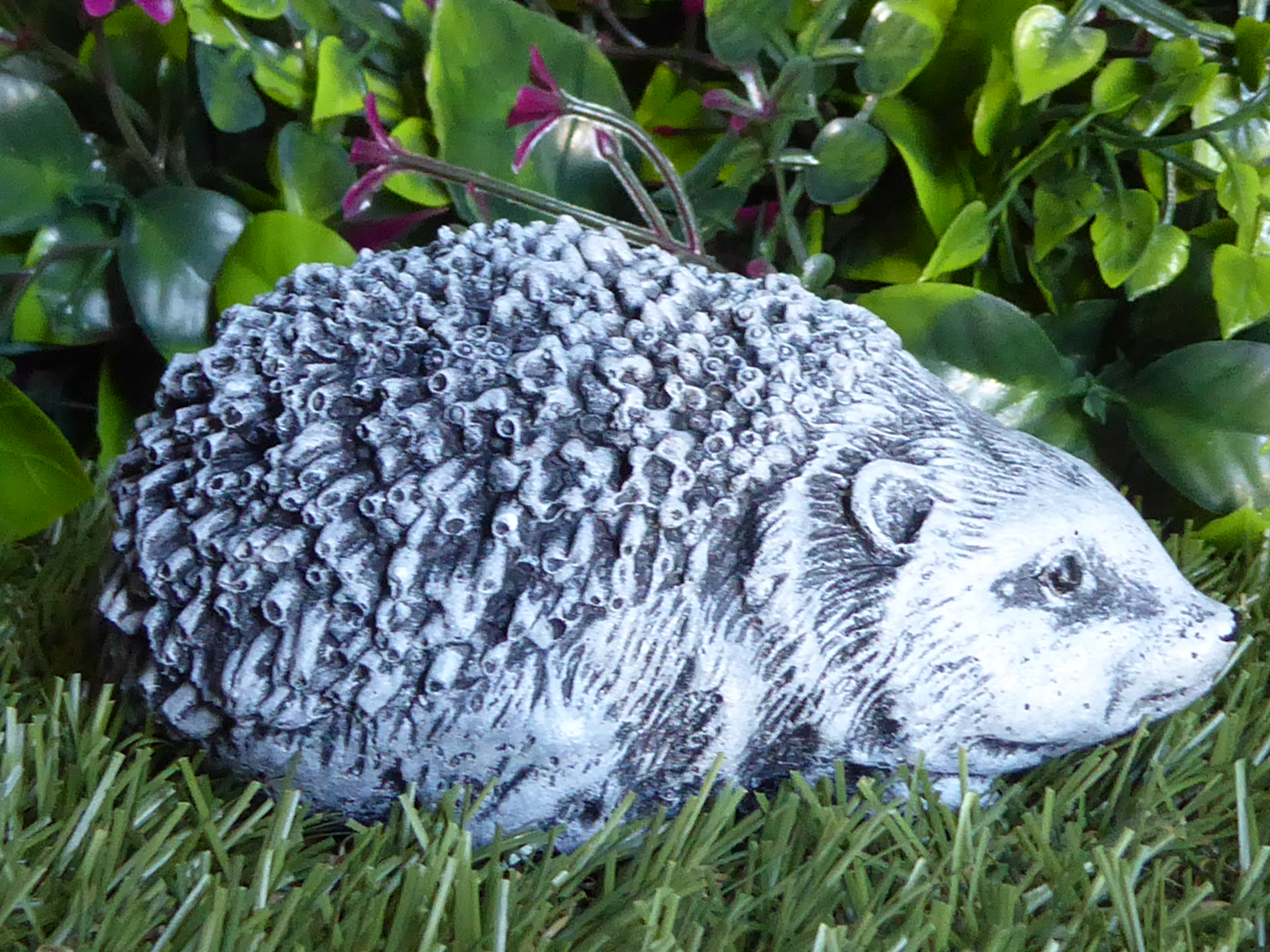 Adorable Baby Hedgehog Cast Stone Garden Ornament Hand Crafted Aged Effect 9½cm