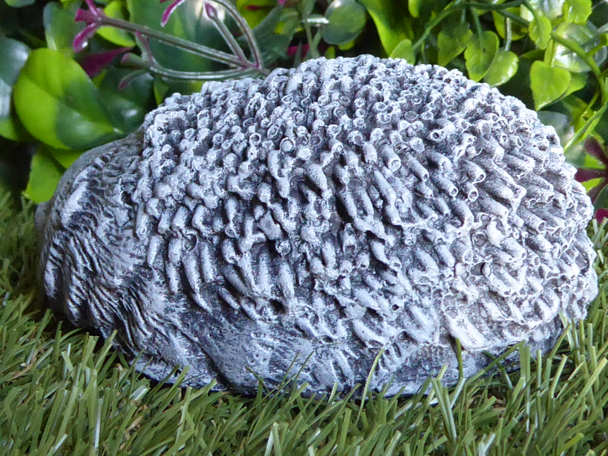 Adorable Baby Hedgehog Cast Stone Garden Ornament Hand Crafted Aged Effect 9½cm
