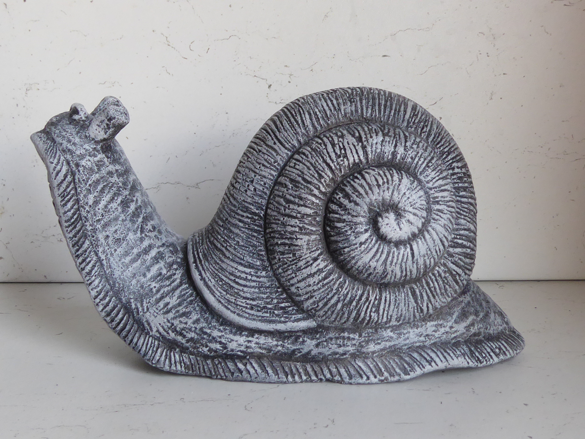 Handcrafted Cast Large Heavy Stone Snail Garden Ornament 22cm long