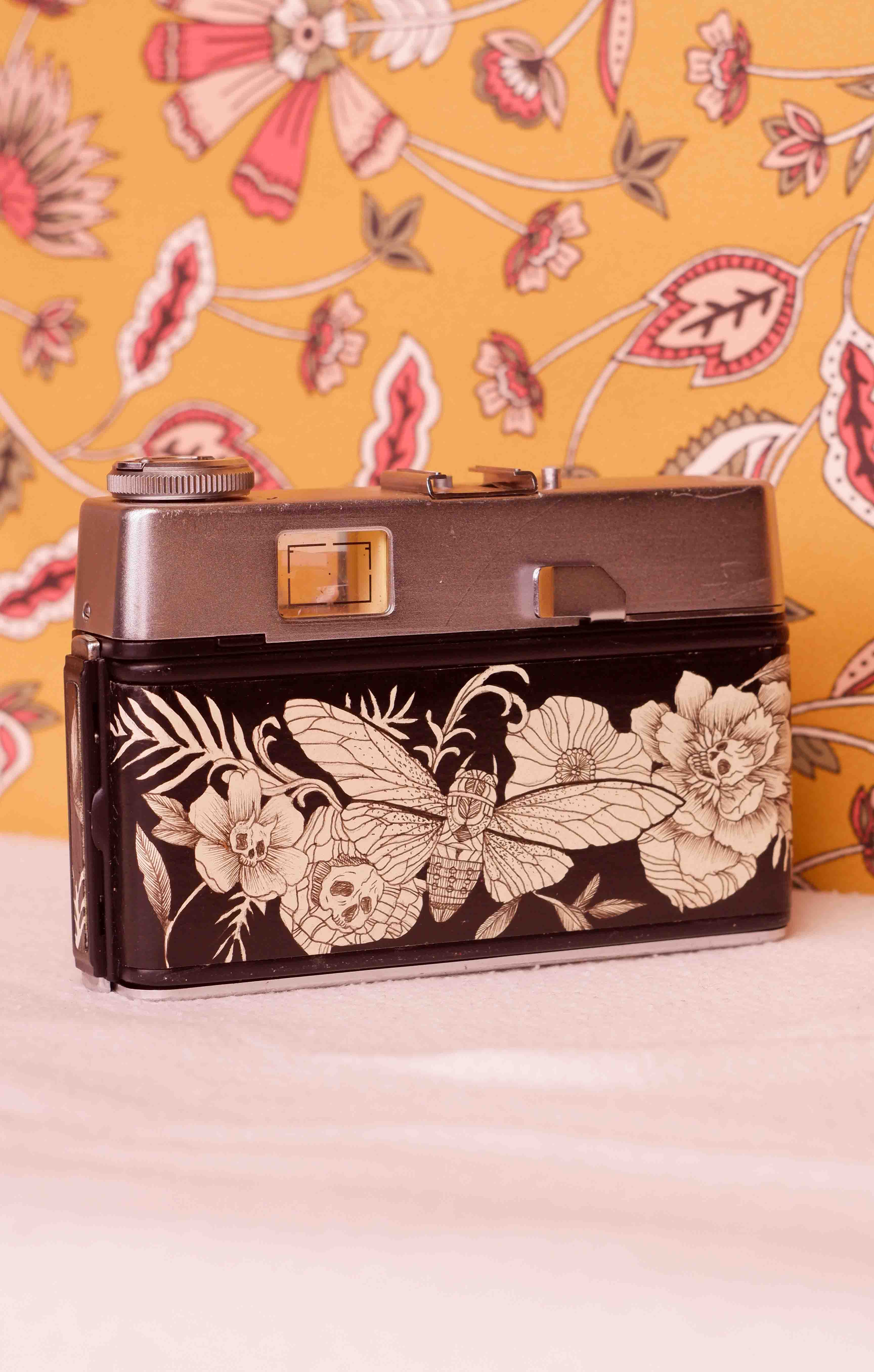 Retro Voigtlander Vitoret 35mm film photography camera