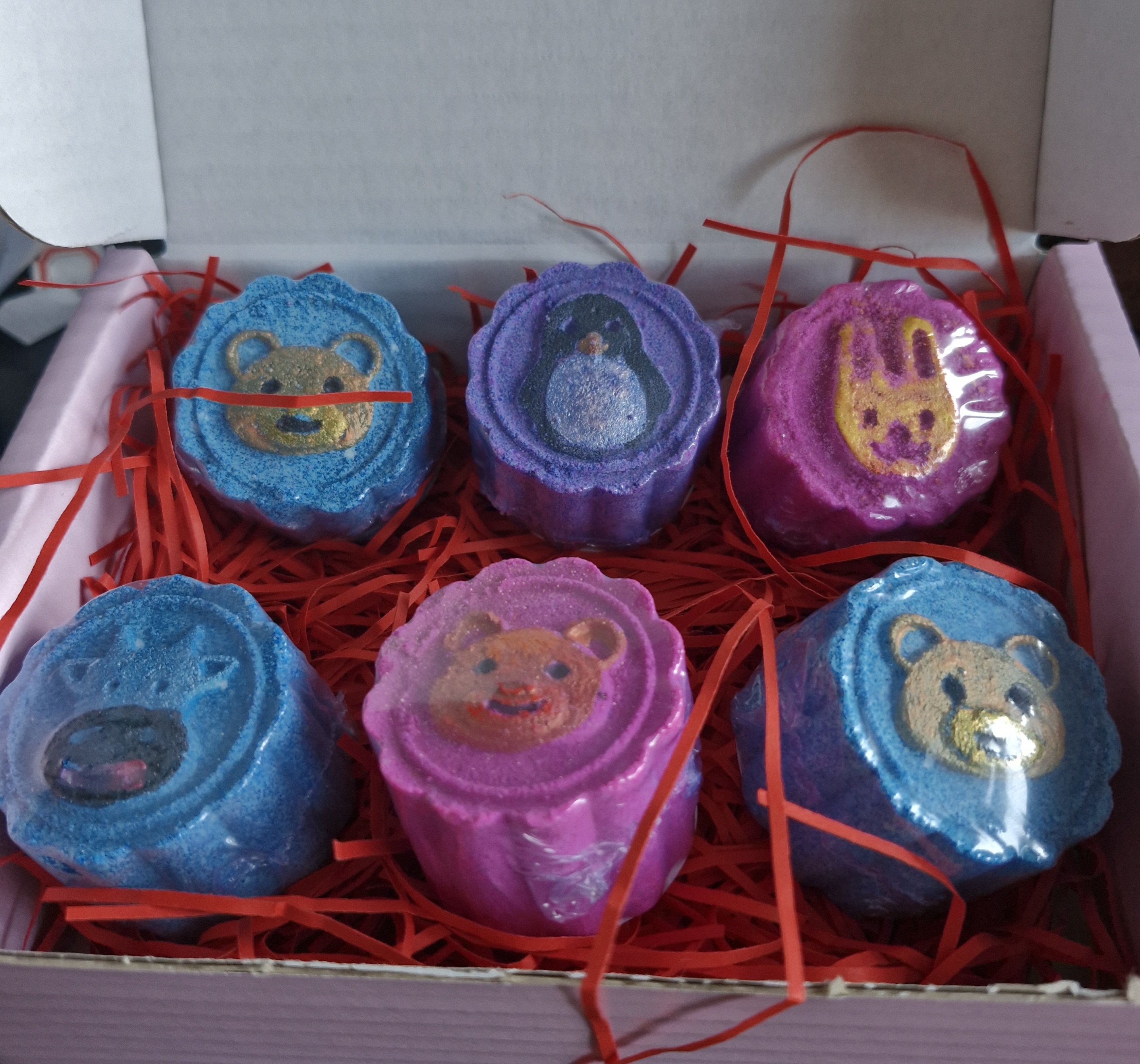 Animal Splash 6 Surprise Bath Bomb Box