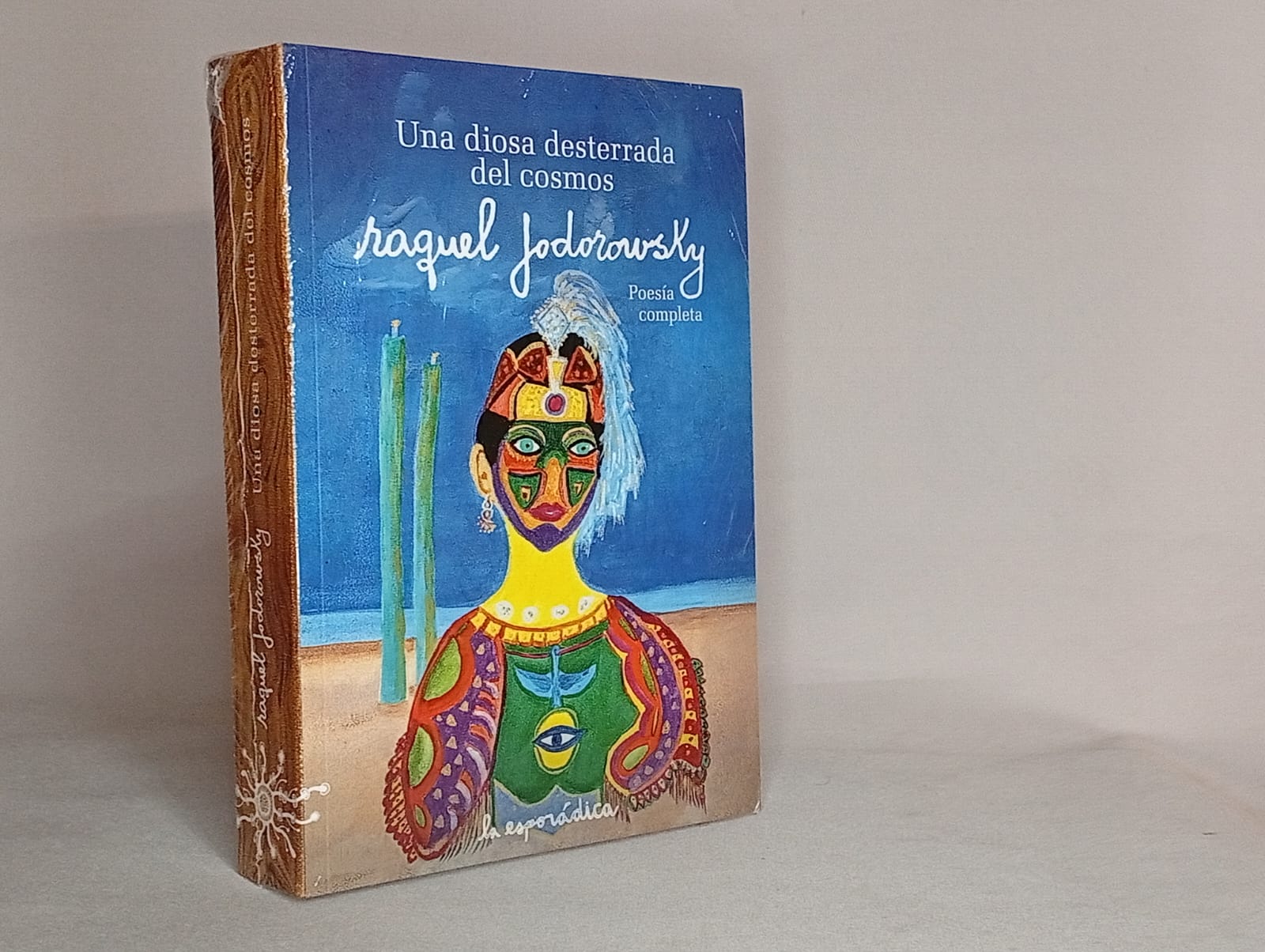 Una Diosa Desterrada del cosmos