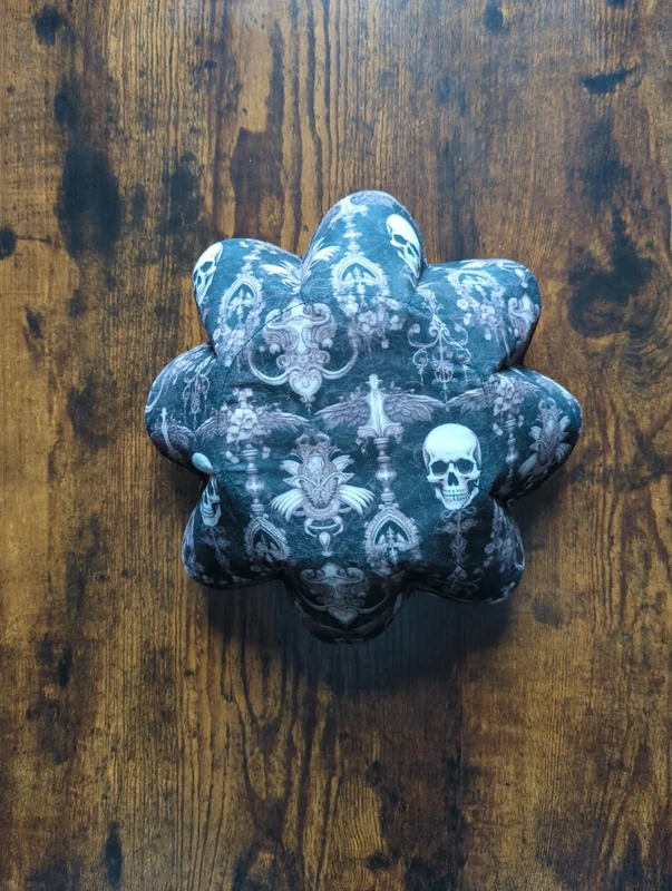 Handmade Multi-Function Textile Scalloped Bowl - Black with skull