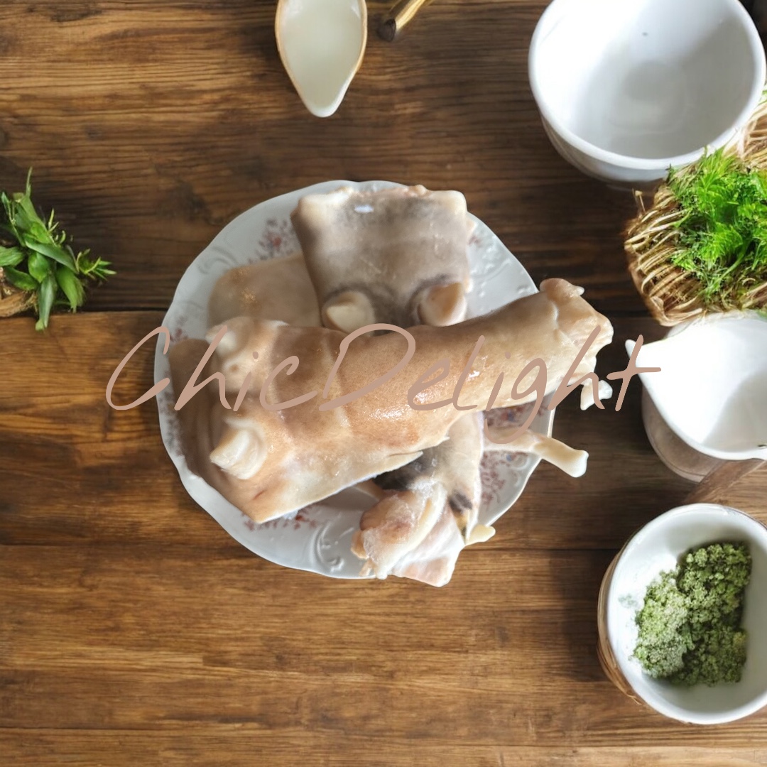 Cow Foot (Boneless) 900G