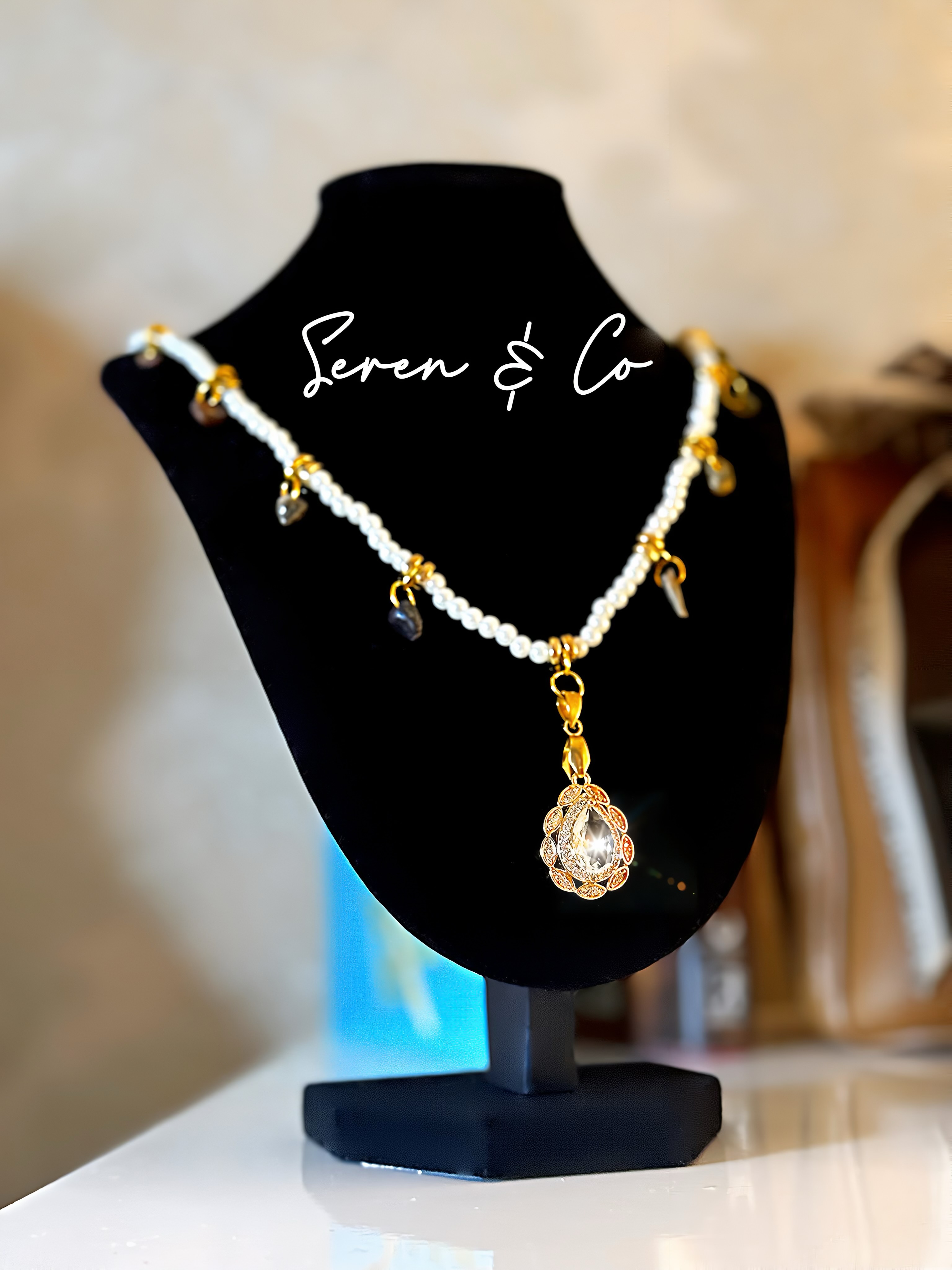 Infinite protection Pendant & Earrings set (Mahogany Obsidian & Quartz)