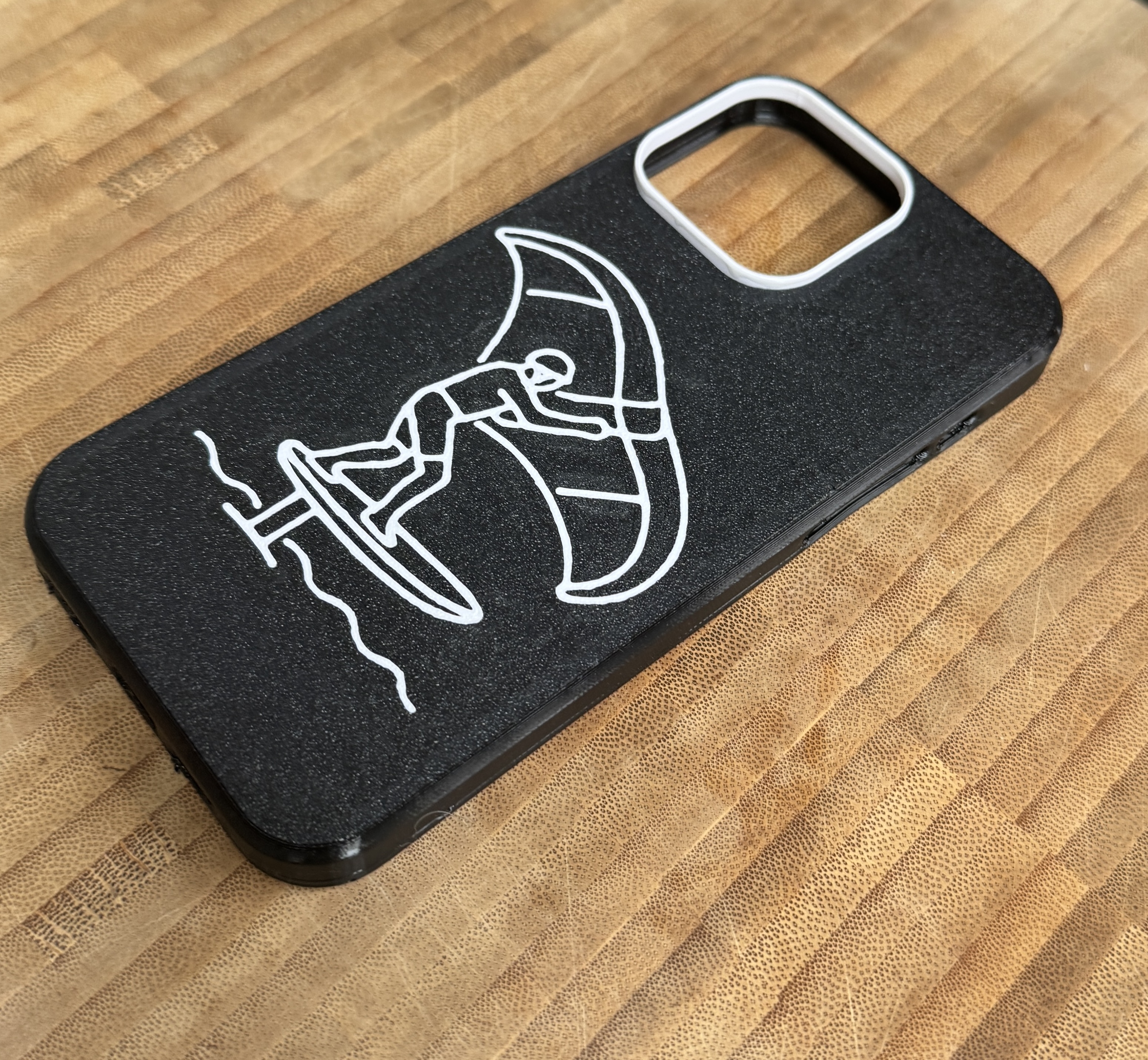 Wing phone case
