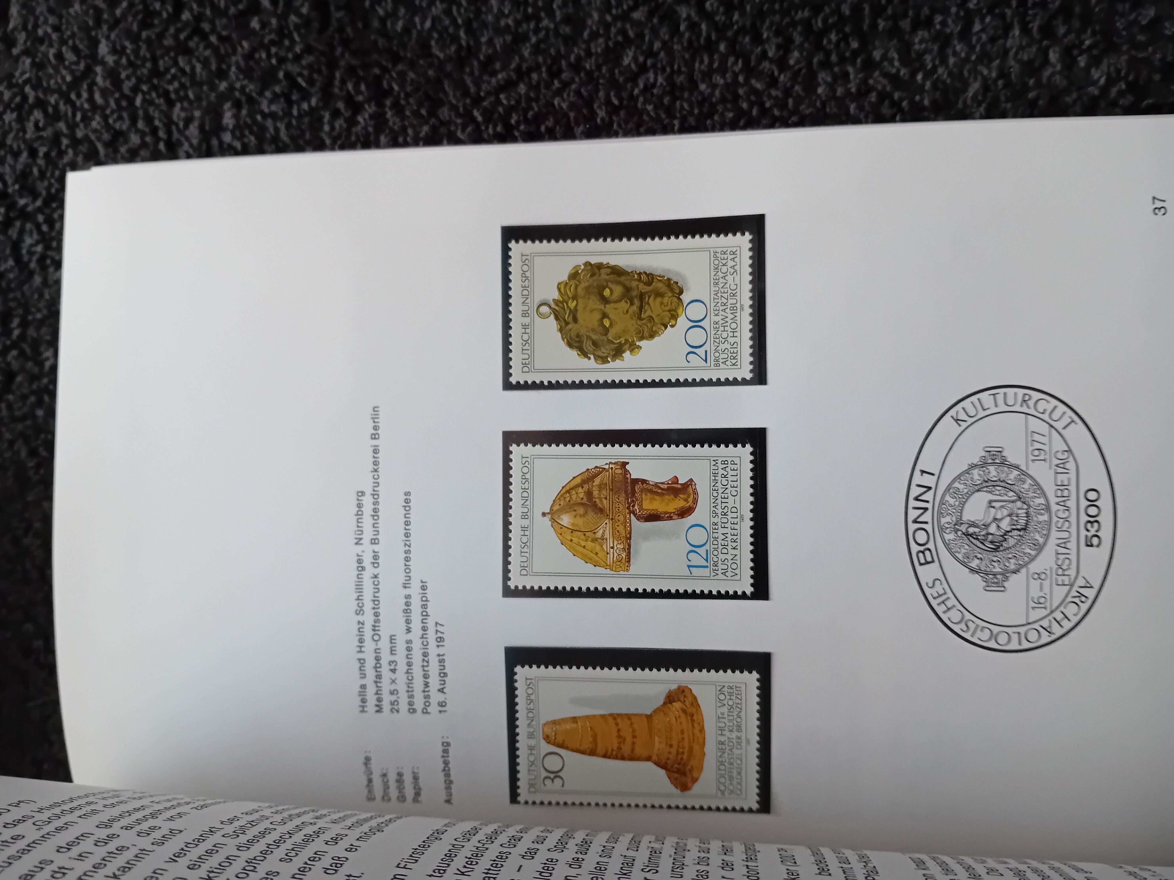 Germany 1977 Federal Republic Yearbook 71 pages Complete MNH stamps