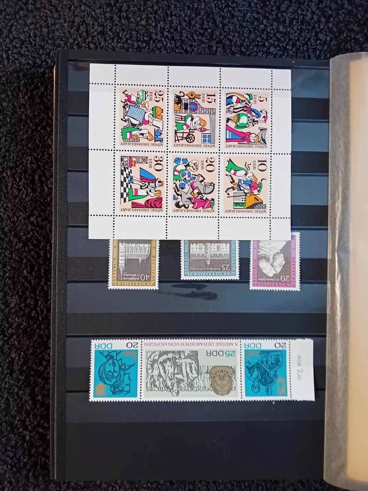 2 E Germany DDR MNH stamp smaller albums