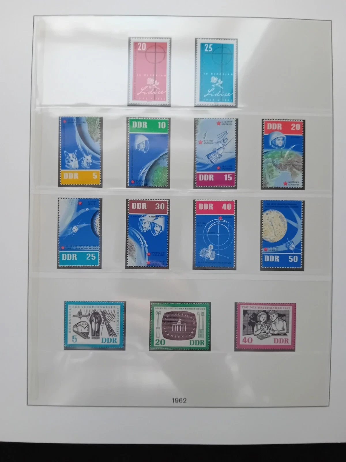 Germany DDR 1962-1967 MNH stamps in album appears 100% complete