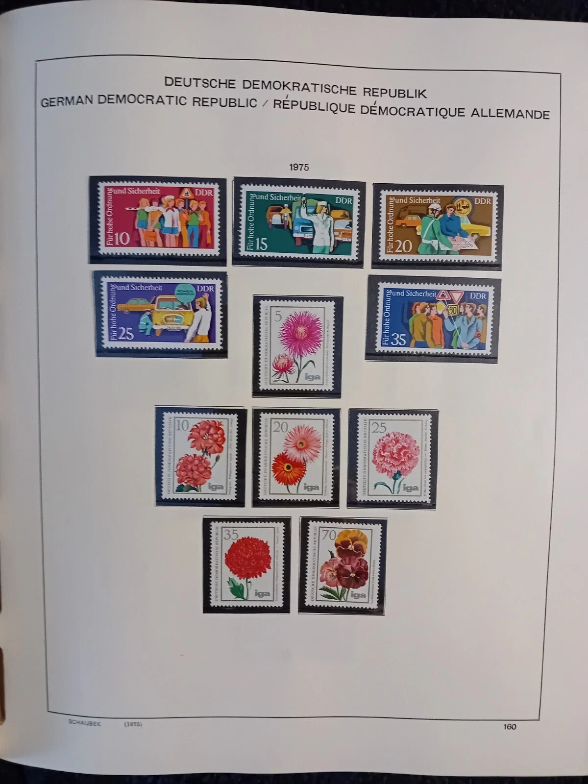 E Germany DDR 1974-79 MNH stamps in album 100% complete 99% are MNH an odd CTO