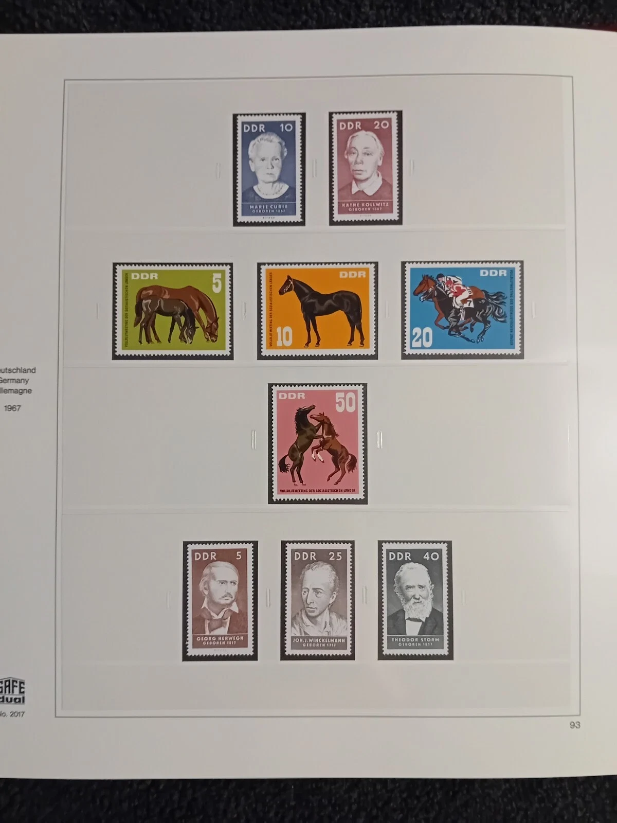 E Germany DDR MNH stamps 1967-1970 in album approx. 95% complete