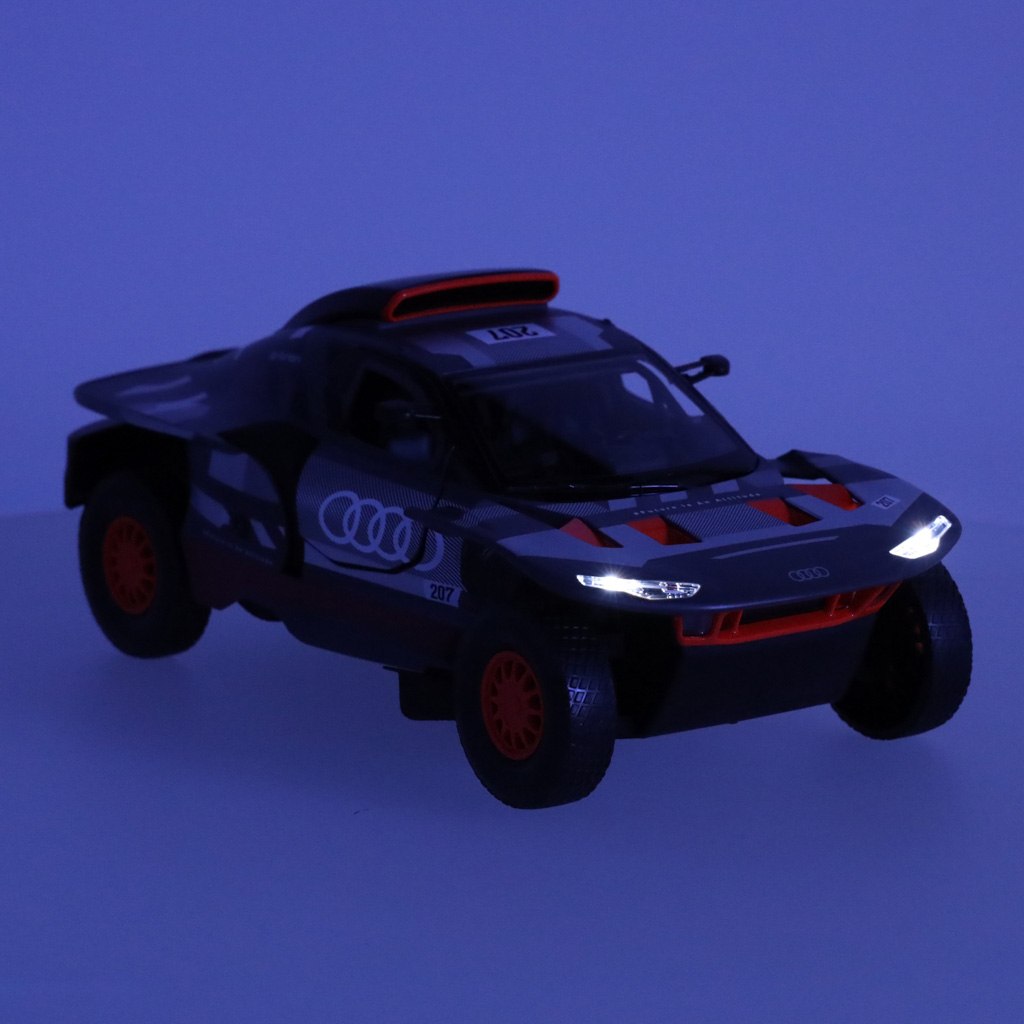 Samochód zdalnie sterowany Rastar 92200 AUDI RS Q e-tron 114