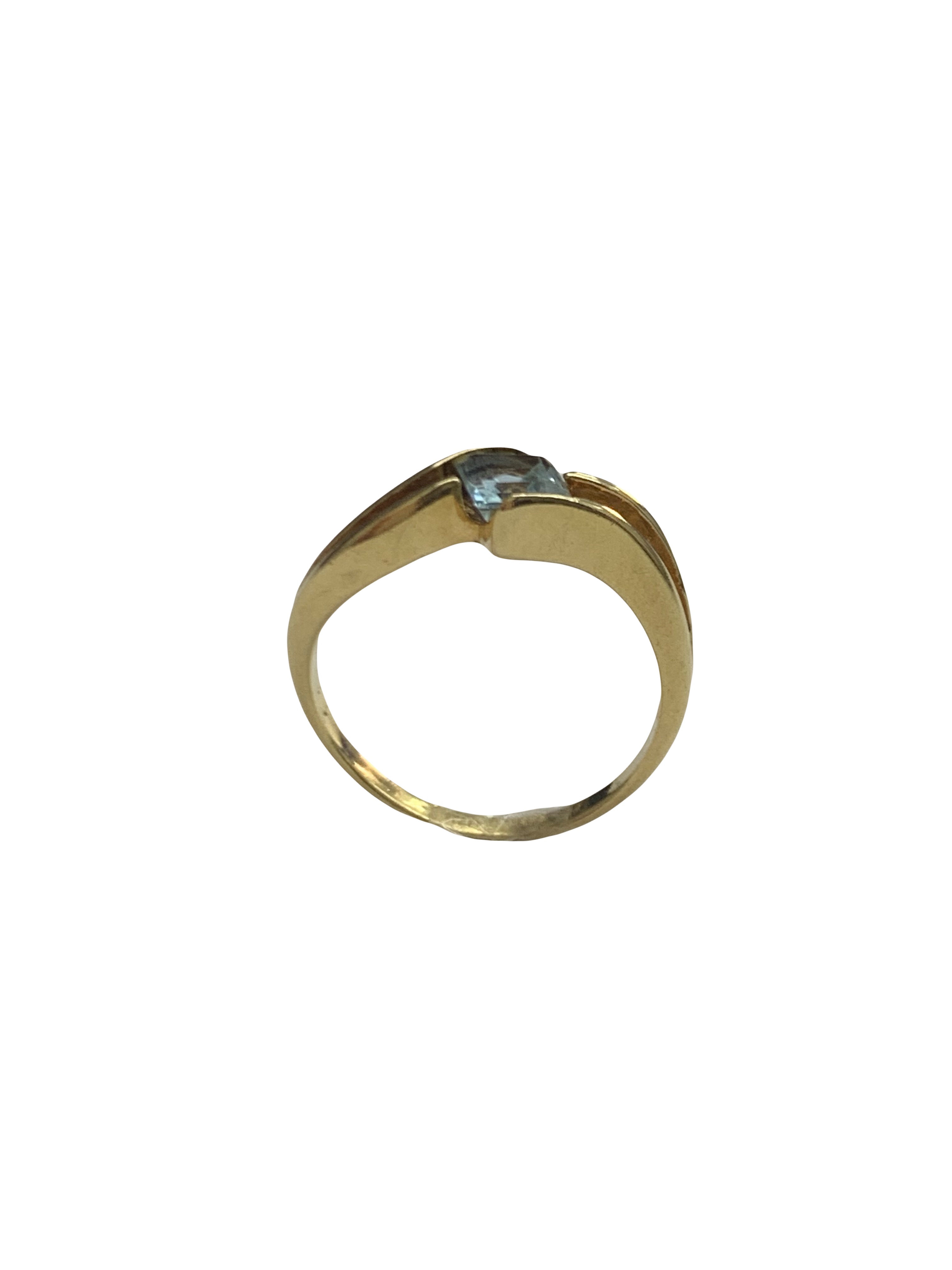 Anillo Solitario Bypass en Oro Amarillo 14K – Topacio Azul