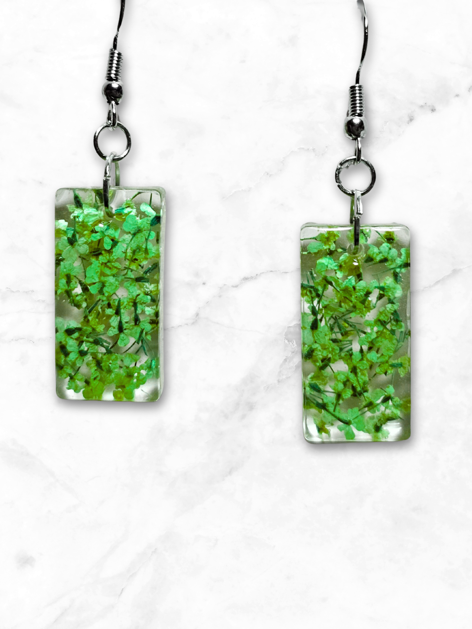 Elegant 5cm Rectangular Resin Earrings with Dried Flowers - Handmade Jewellery