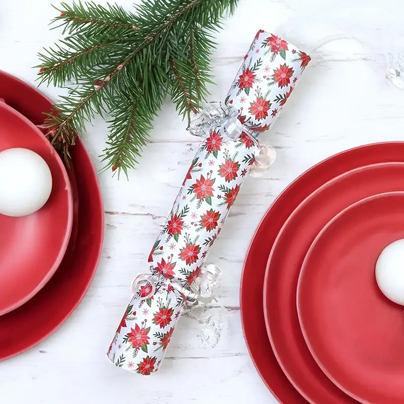 Christmas Poinsettias - DIY Cracker Kit - Set of 6